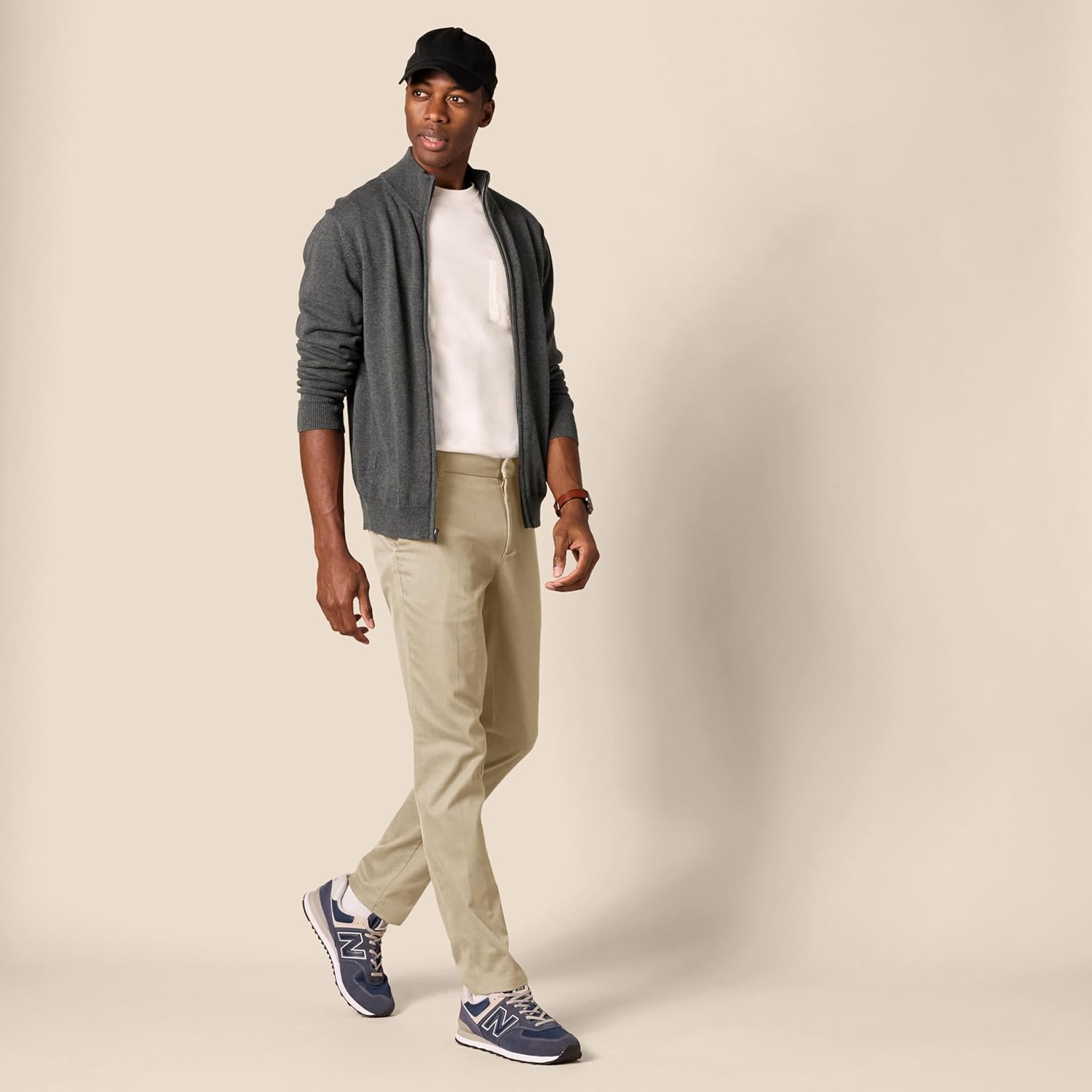 Thumbnail 3 de Amazon Essentials Herren Stretch-Chinohose mit schmaler Passform und flacher Vorderseite