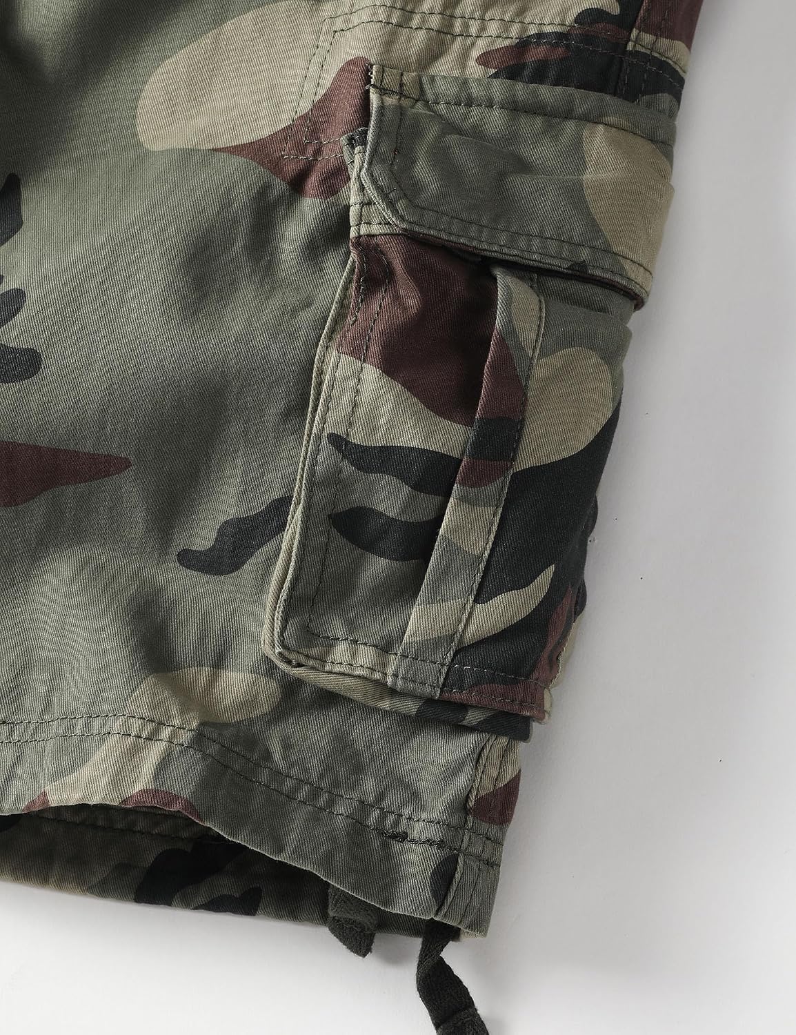 Detalle 2 de AKHIKING Camouflage Cargo Shorts for Men: 100% Cotton, 6-Pocket Outdoor Utility