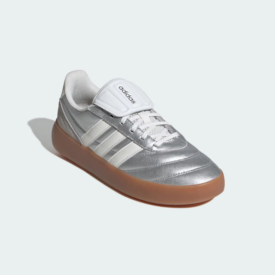 Detalle 2 de Zapatilla Barreda Mundial de Adidas: opinión práctica para uso diario