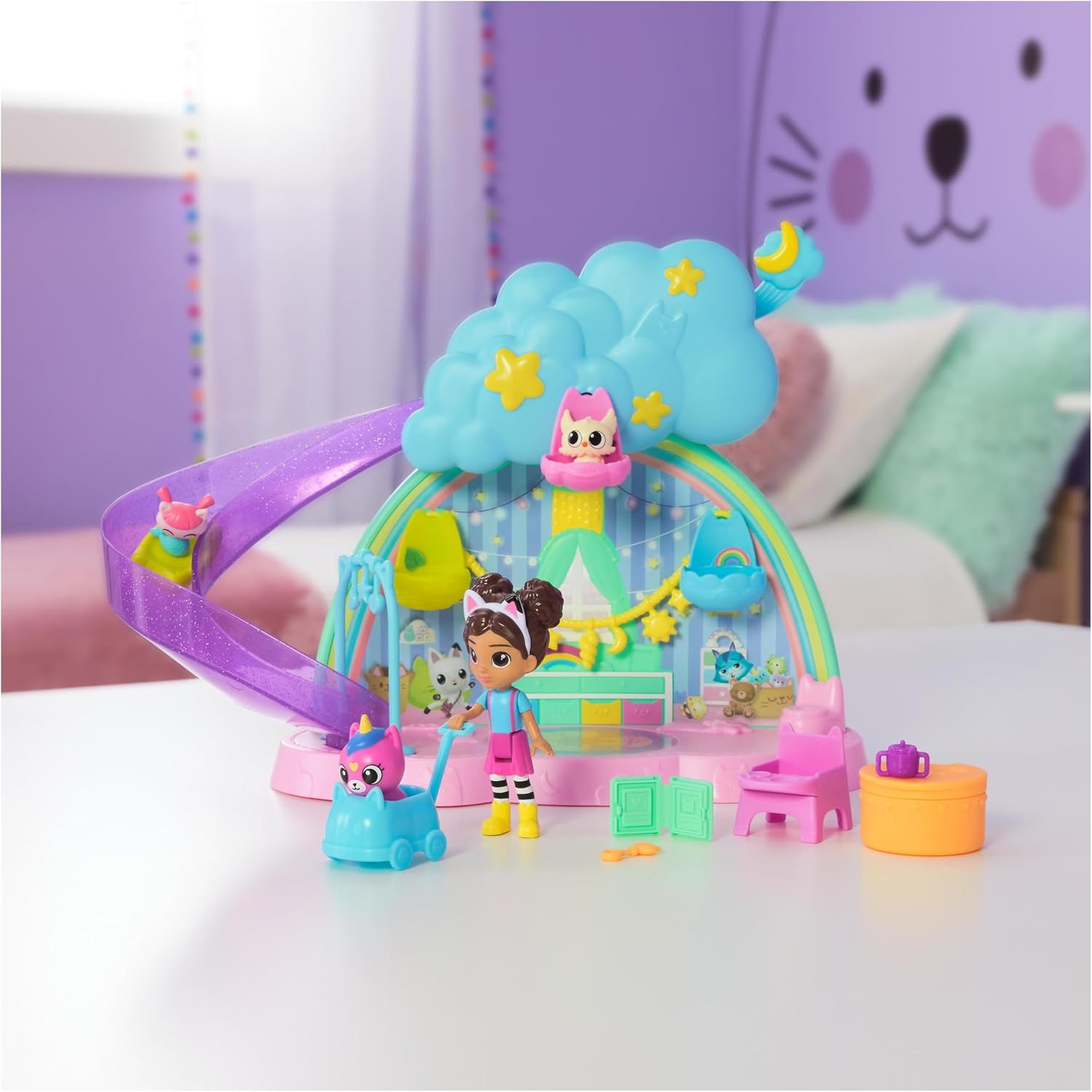 Thumbnail 2 de Gabby’s Dollhouse Kitty Care Playroom 17-Piece Playset