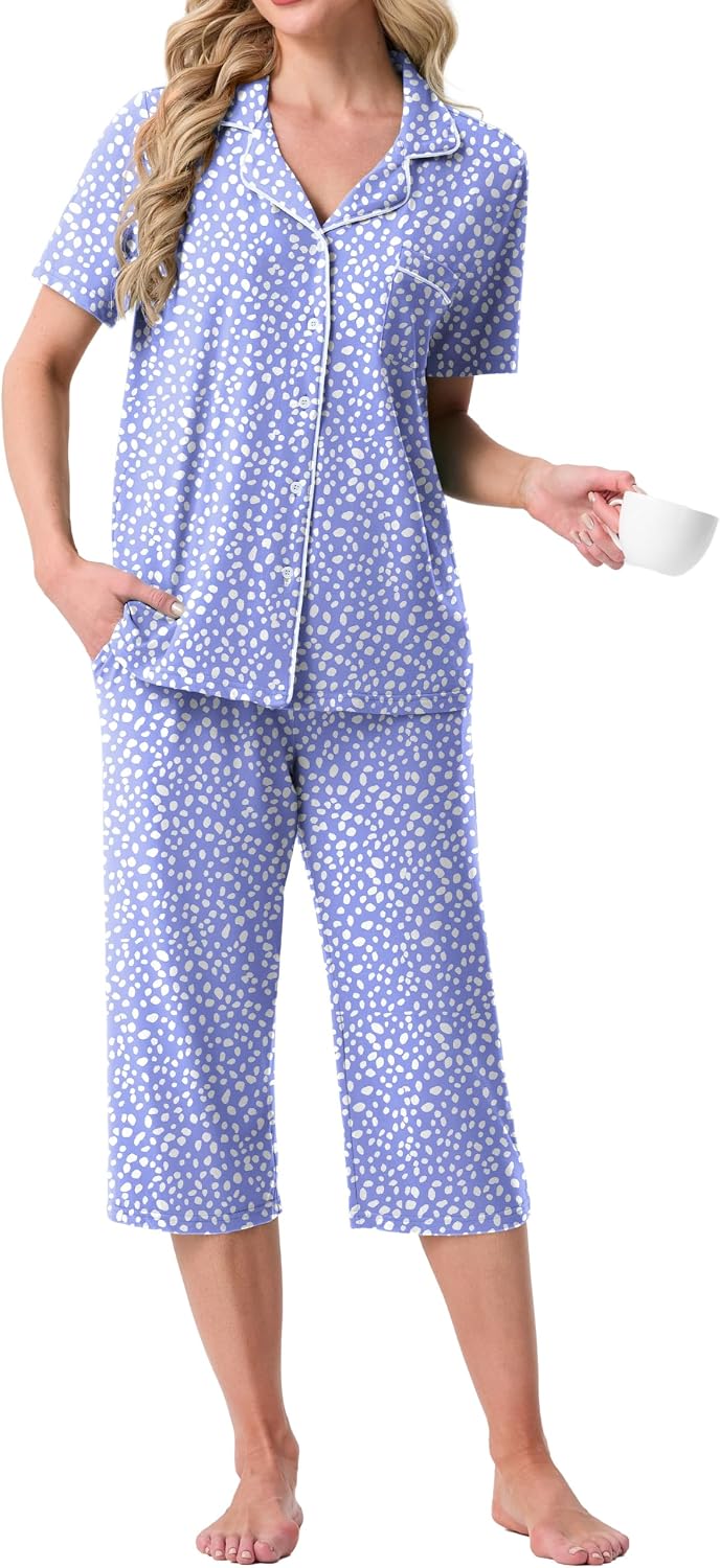 Detalle de VINTATRE Capri Pajama Set for Women, Short Sleeves, Button-Down Front and Pockets