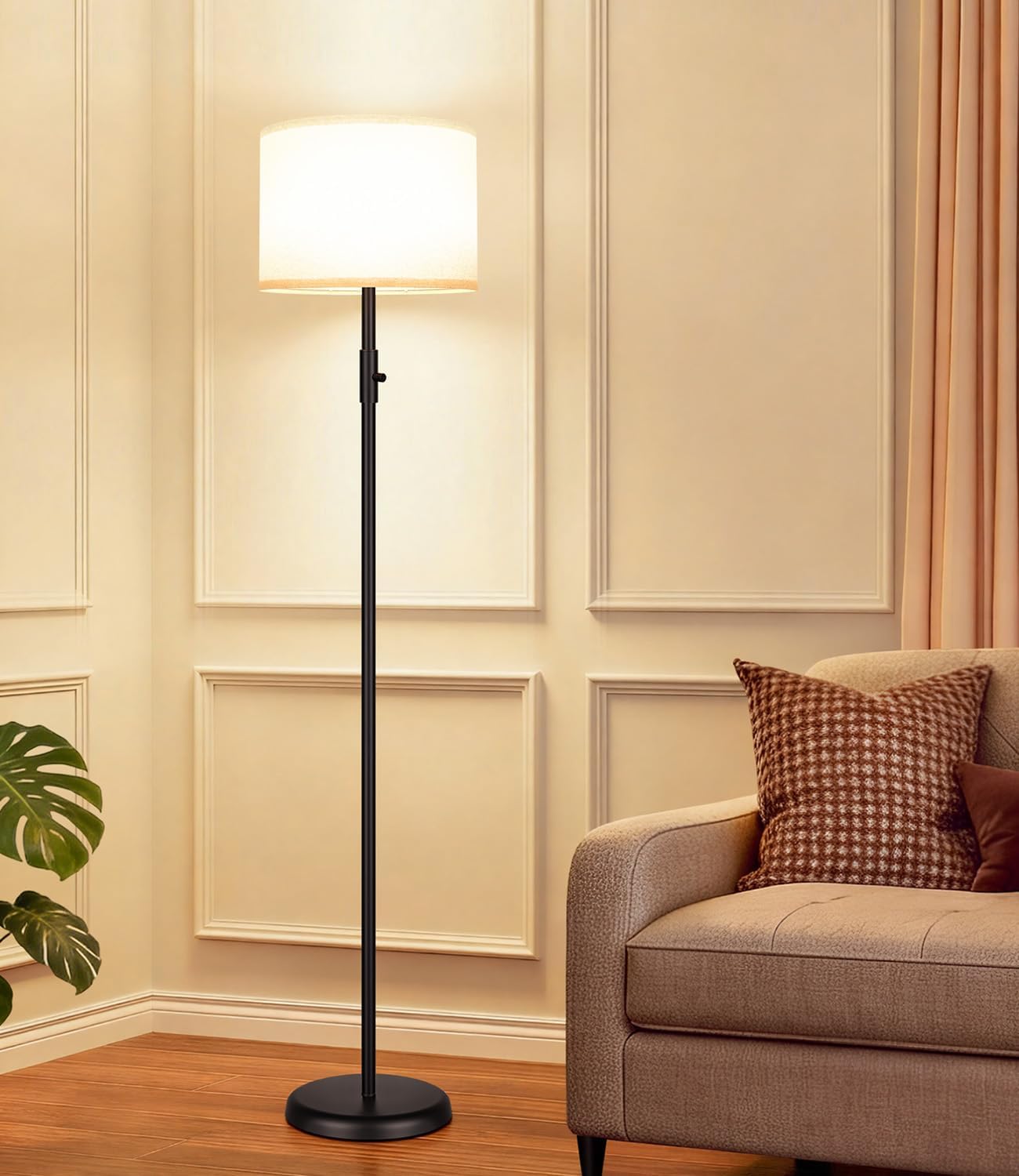 Detalle de Dimmable Floor Lamp with Linen Shade
