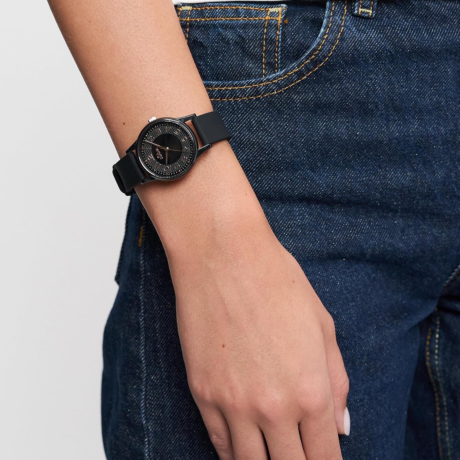 Detalle de s.Oliver Armbanduhr mit Silikonband, 33 mm – Unisex (Analog, Quarz)