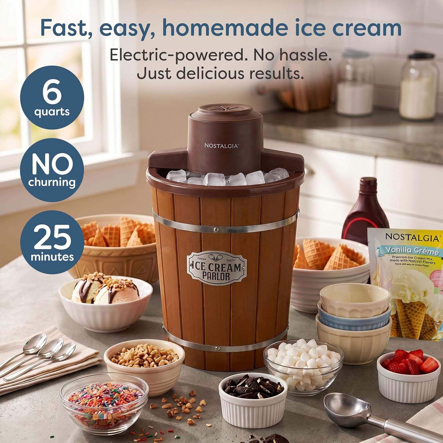 Thumbnail 1 de Nostalgia Electric Ice Cream Maker with 6 Qt Capacity (Dark Wood)