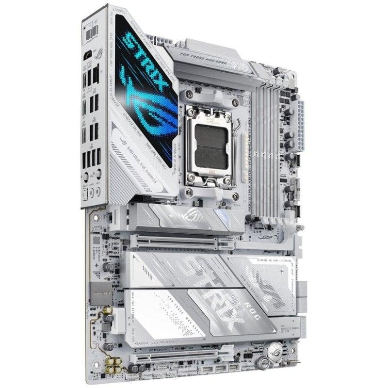 Detalle de ASUS ROG Strix X870E-A Gaming WiFi7 Neo para AM5: potencia y conectividad avanzada