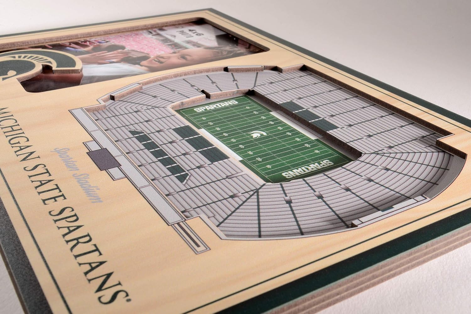 Thumbnail 2 de YouTheFan NCAA Officially-Licensed 3D Stadium Picture Frame (12" x 8" x 3/8")
