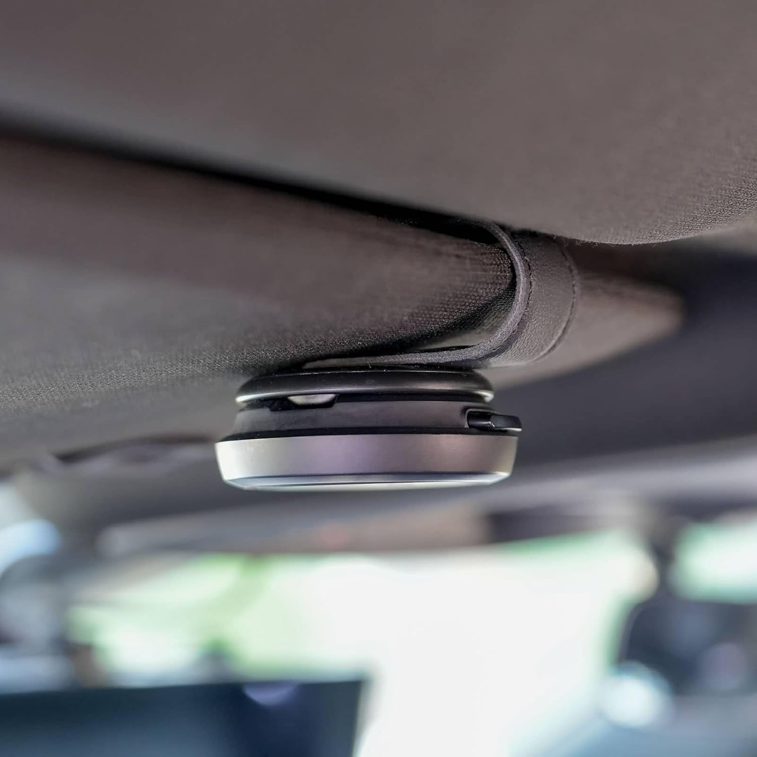 Detalle de Magnetische Halterung für OOONO 2 Co-Driver NO2 – Spritzgegossene, langlebige Lösung