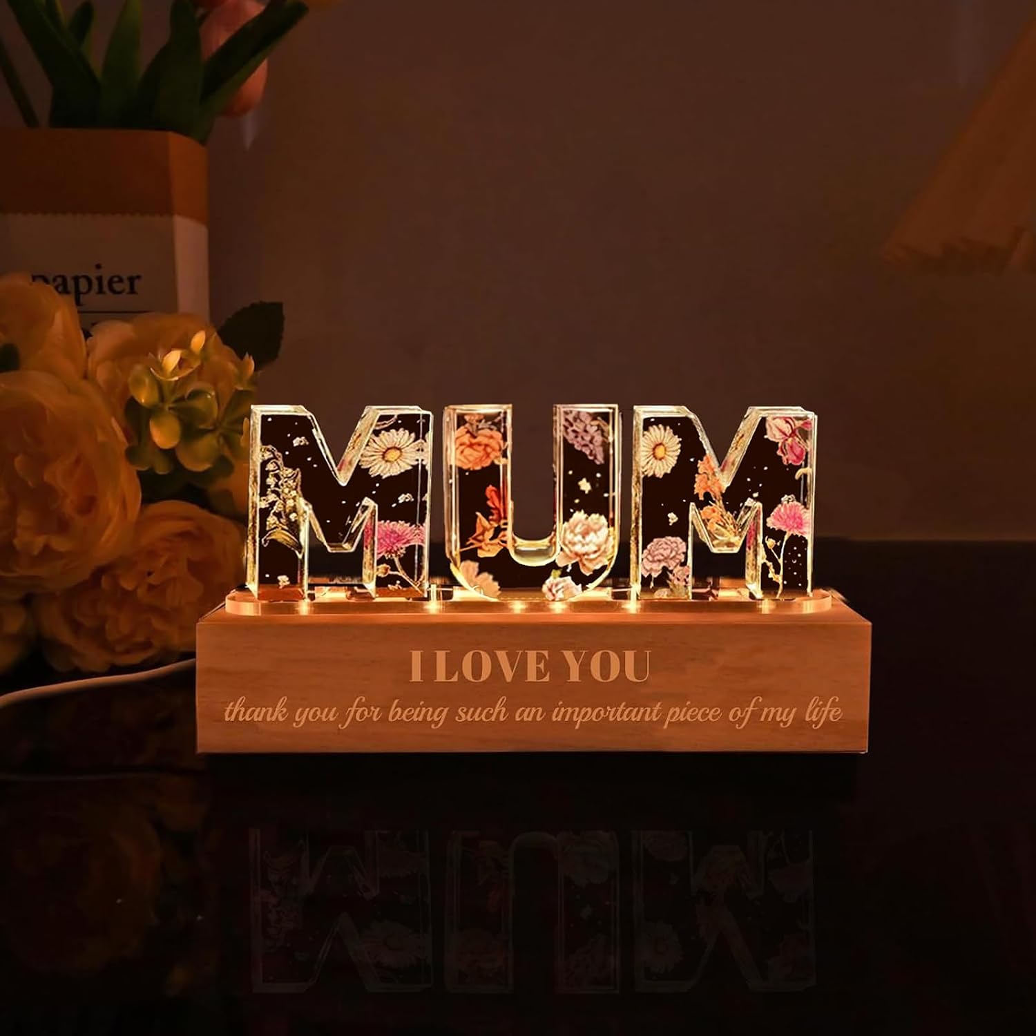 Detalle de Asseourc Mum Birthday Gifts dry flower night light with warm LED glow
