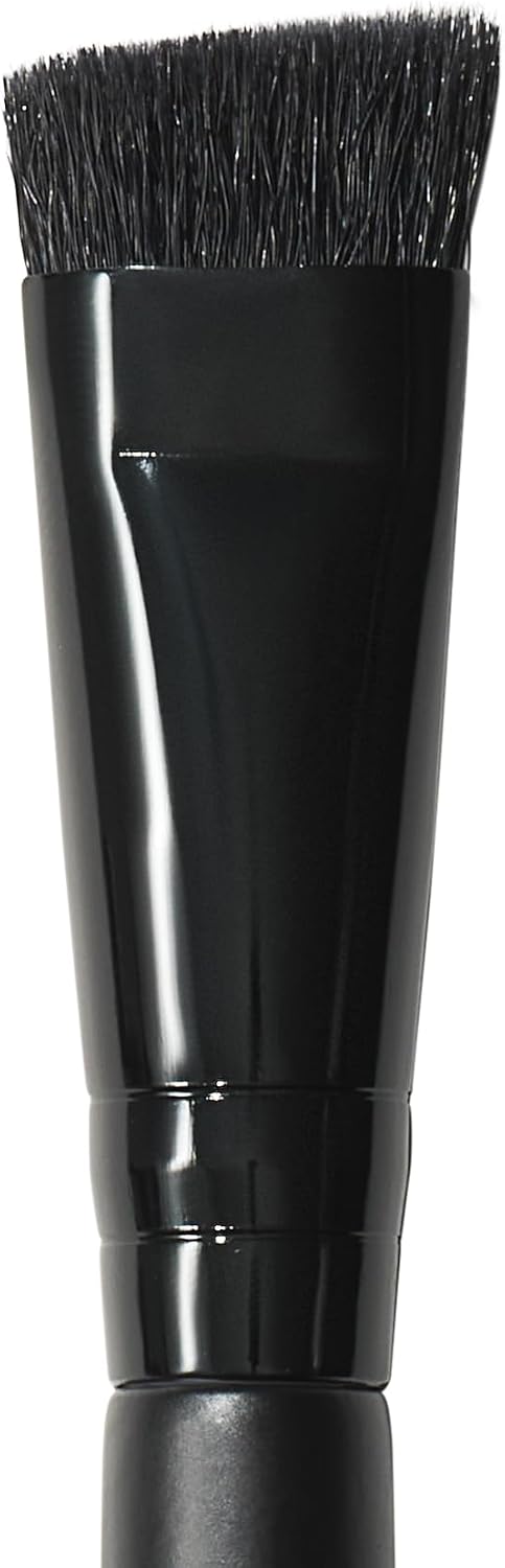 Detalle 2 de e.l.f. Nose Contour Brush, Dual-Ended