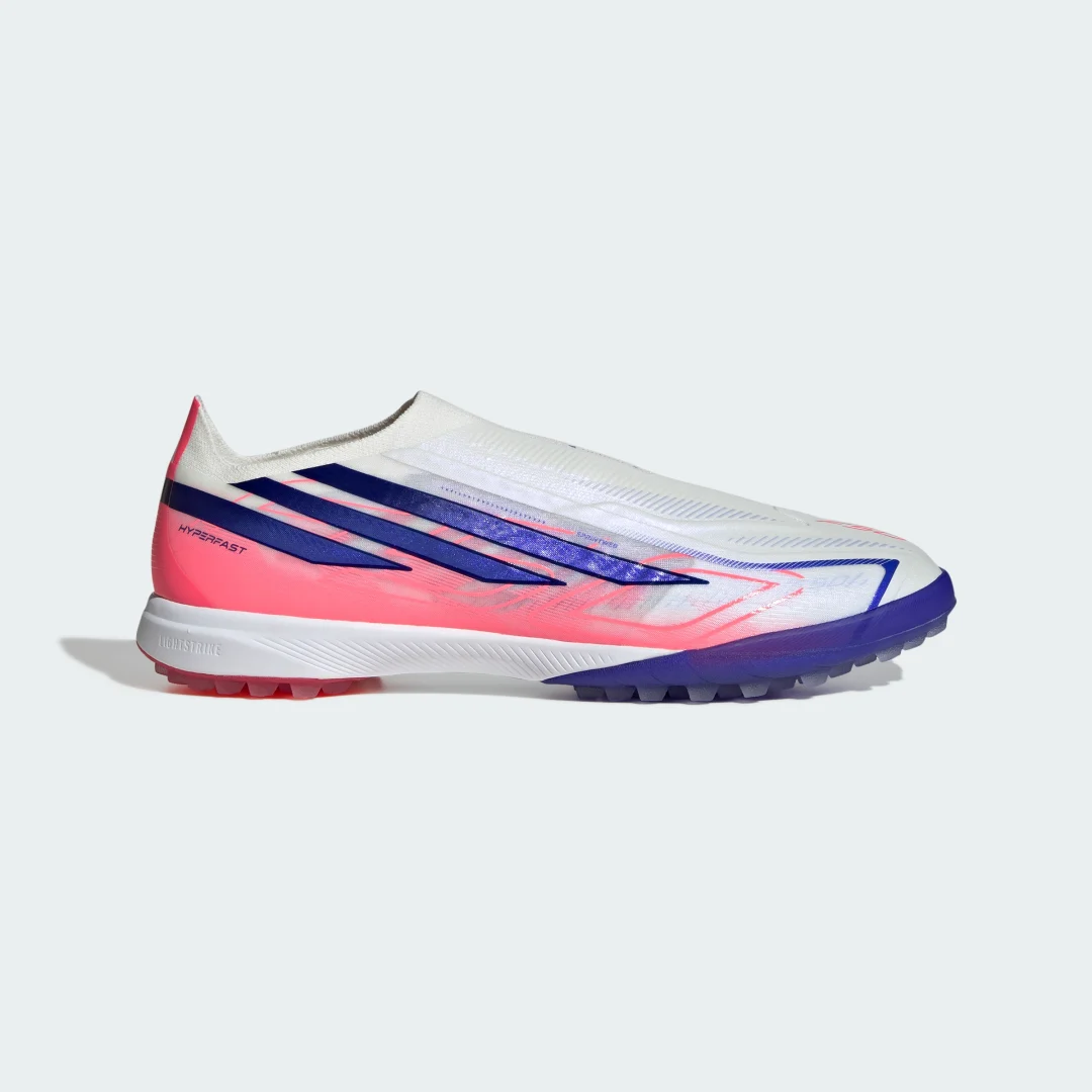Detalle de Bota de fútbol sin cordones F50 Hyperfast Pro moqueta de Adidas