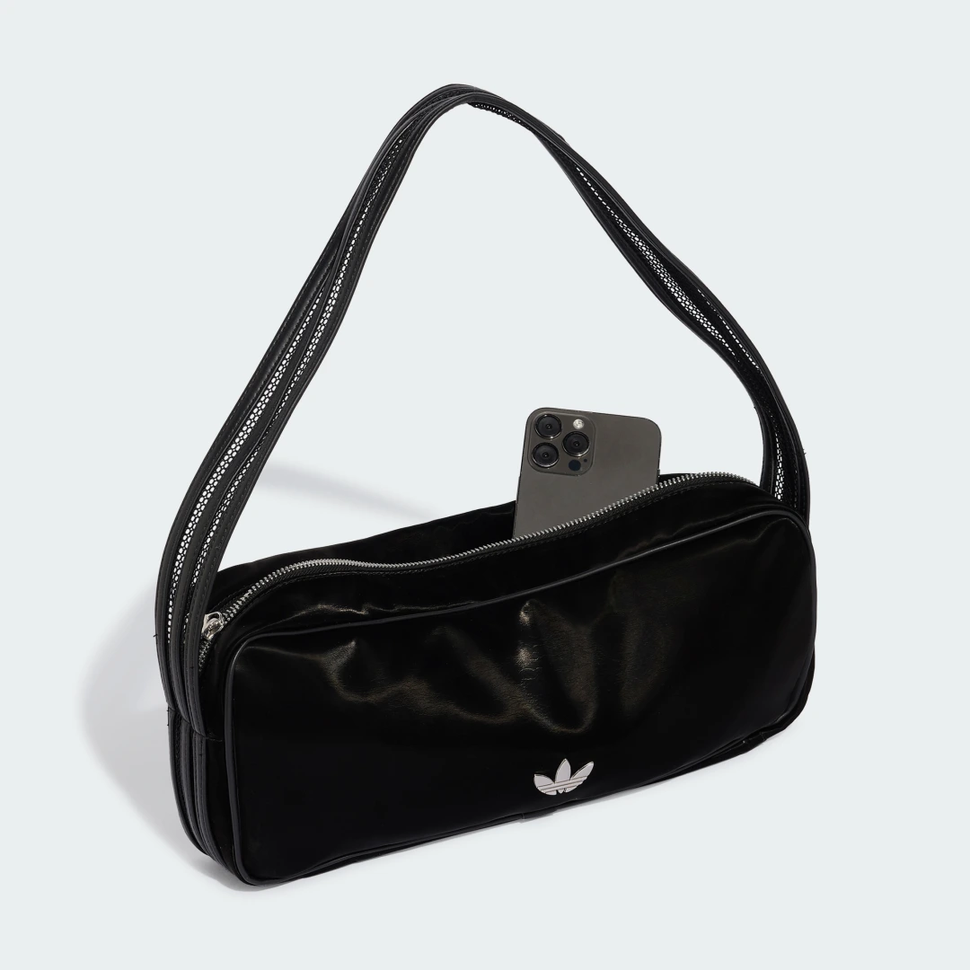 Detalle 2 de Bolso AIRLINER ELONGATED PREMIUM de Adidas – negro