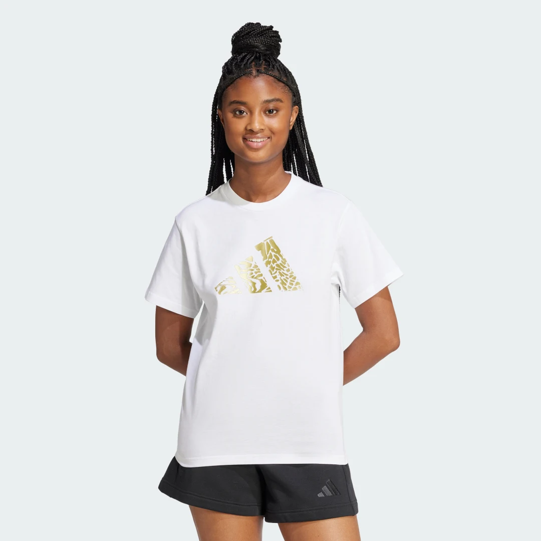 Detalle de Adidas Camiseta Tech Metallic Graphic – Blancа