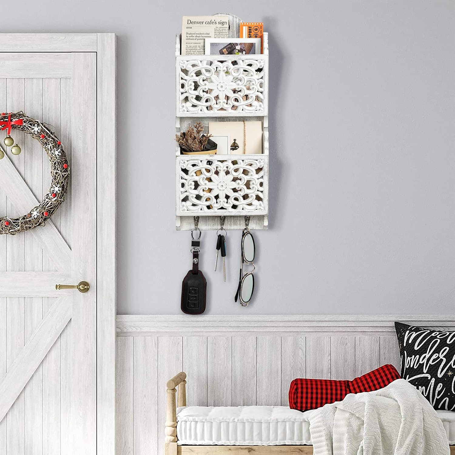 Detalle 2 de Optyuwah 2 Layer Key Holder for Wall: brievenhouder met 3 haken