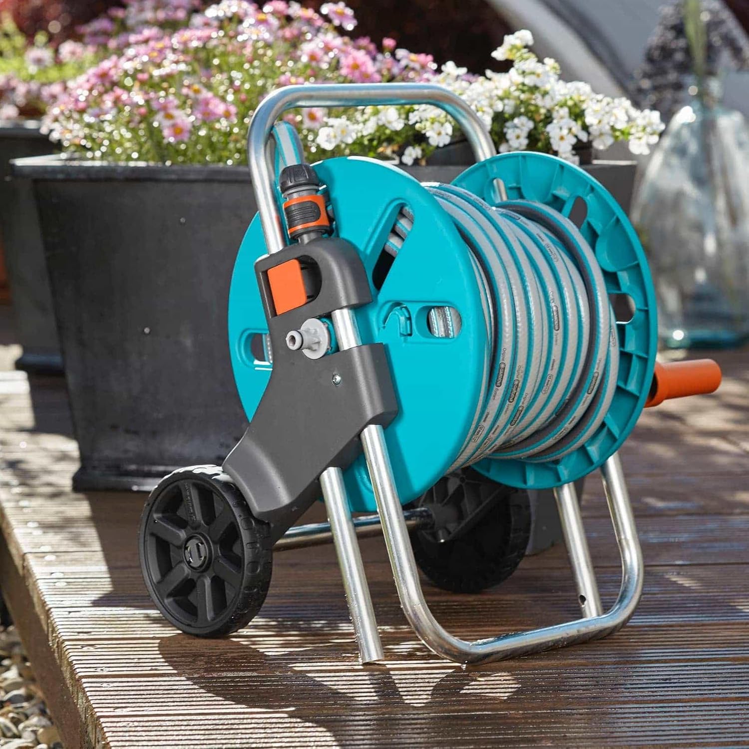Detalle de GARDENA CleverRoll S – Schlauchwagen mit platzsparender Aufbewahrung (18500-20)