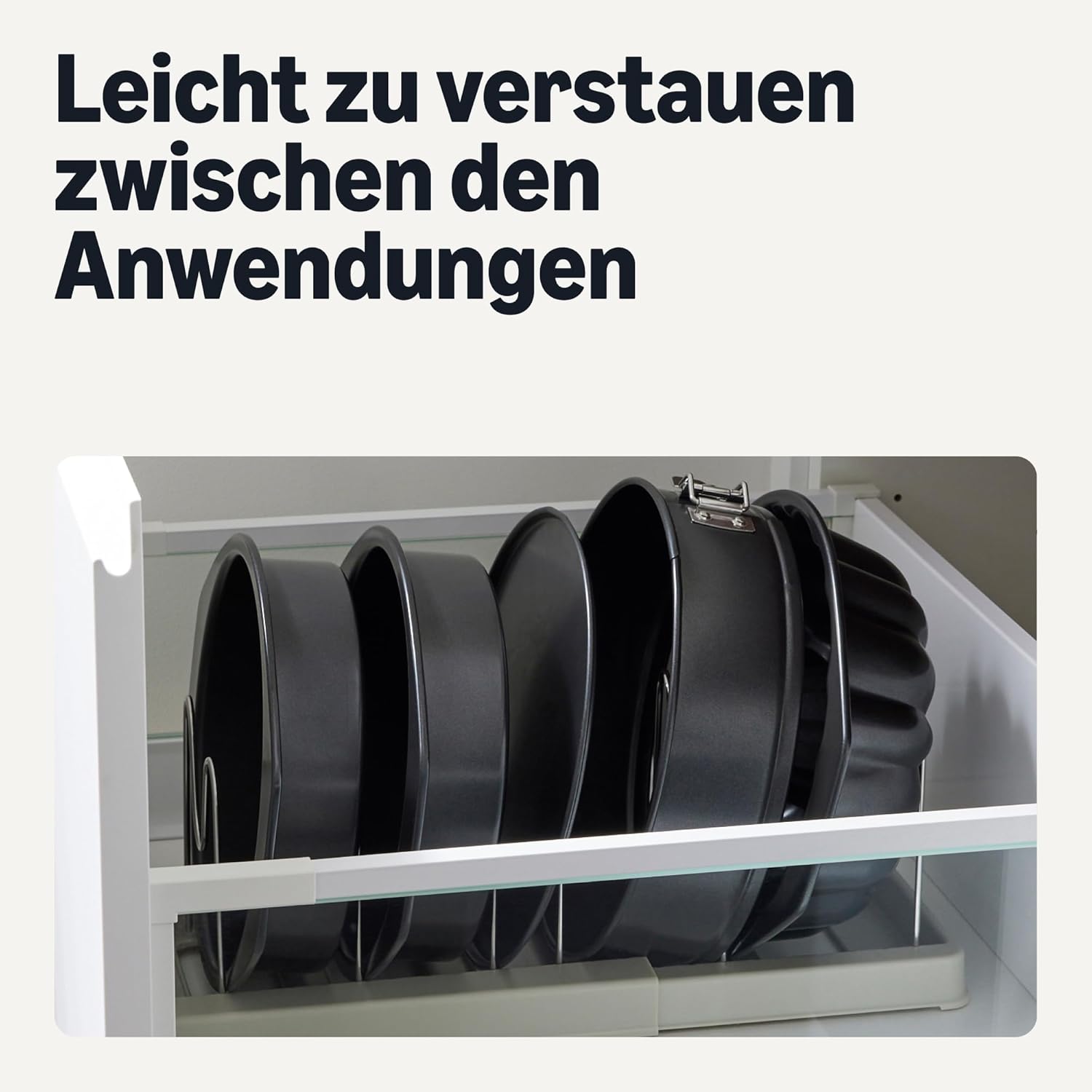 Detalle de Amazon Basics Antihaft-Napfkuchenform, 25,4 cm – Ofenfest, spülmaschinenfest und mit rilliger Oberfläche