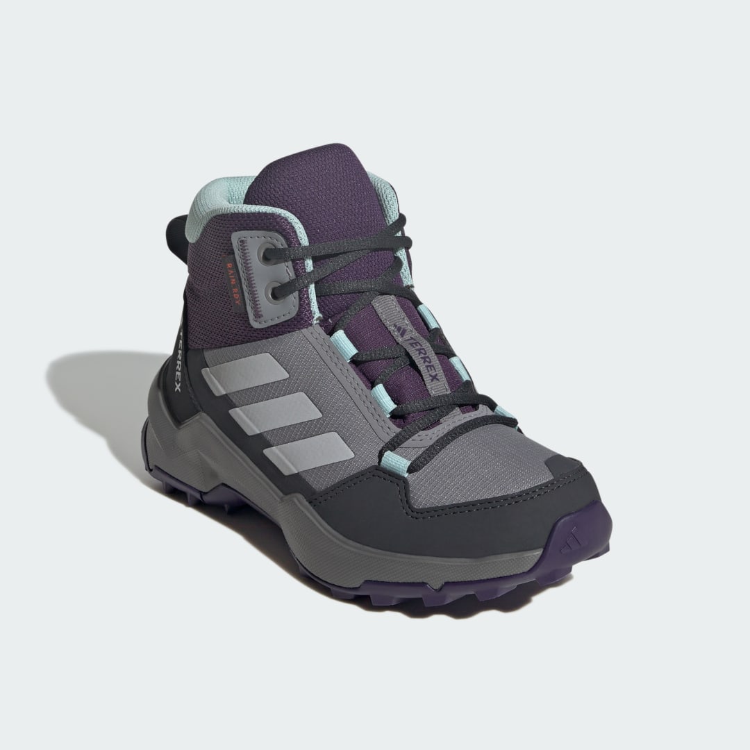 Detalle 2 de Zapatilla Terrex Ax4r Mid Rain.Rdy Hiking de Adidas