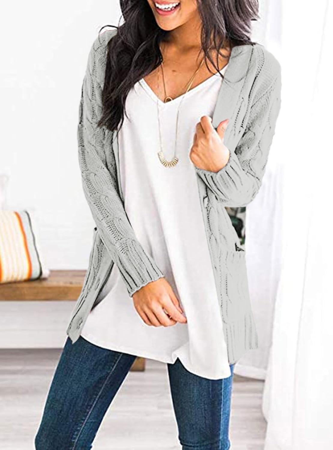 Detalle de PRETTYGARDEN Chunky Cable-Knit Cardigan for Women with Buttons and Pockets