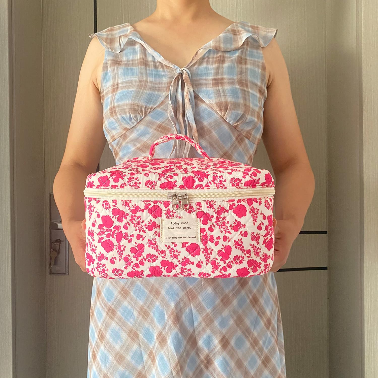 Thumbnail 4 de WYJ Rose Red Quilted Floral Makeup Bag 25 cm