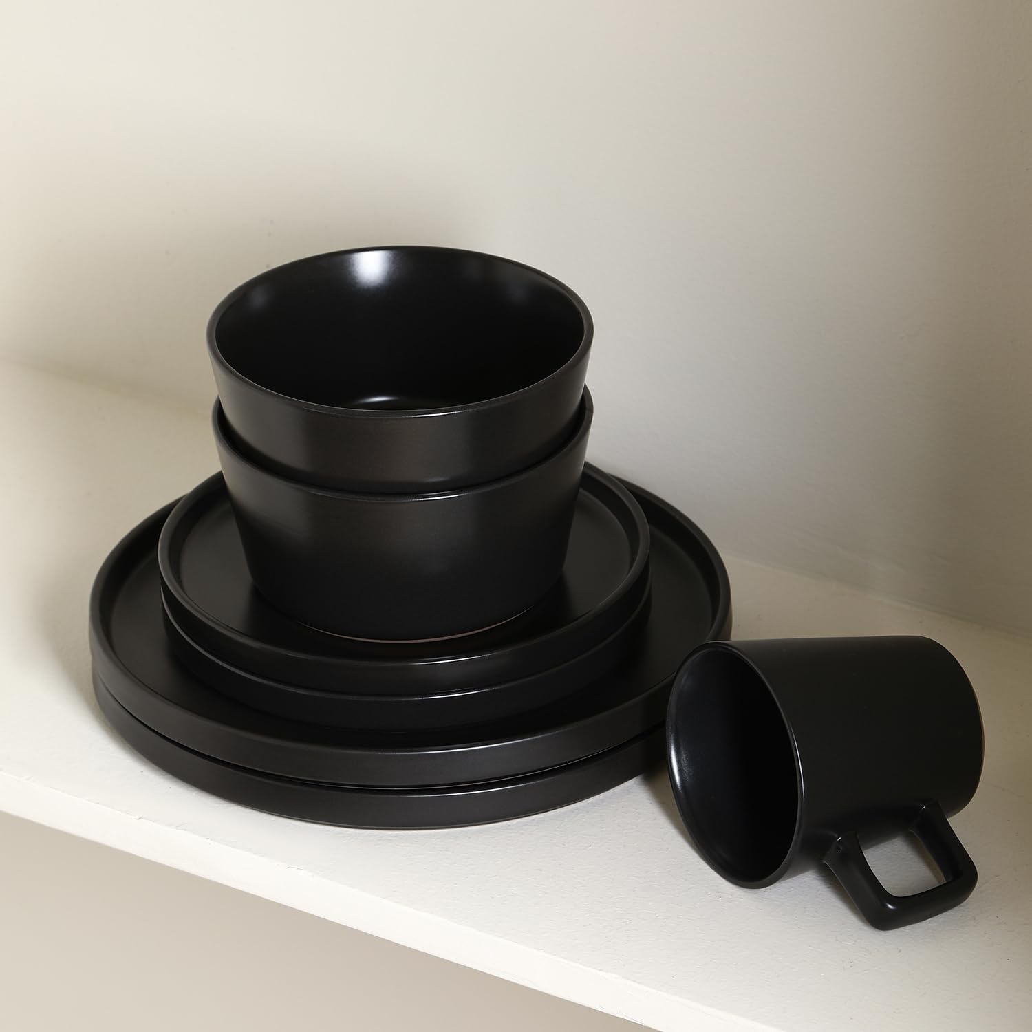 Thumbnail 6 de Stone Lain Celina 32-Piece Stoneware Dinnerware Set (Matte Black) — Service for 8