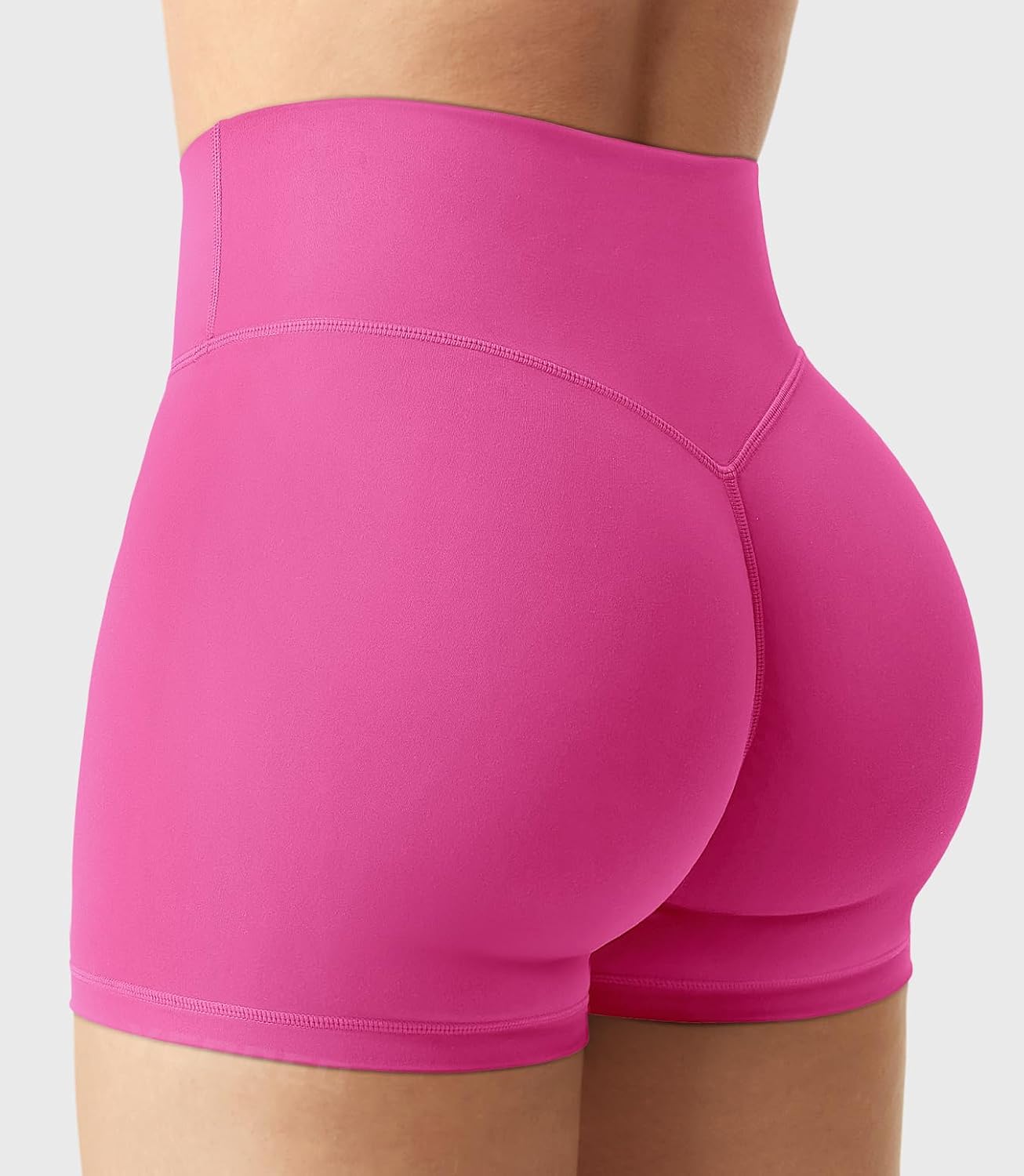 Detalle de YEOREO Women’s 2.5-Inch No Front Seam Biker Shorts — High Rise, Hidden Scrunch, Moisture-Wicking & Squat-Proof