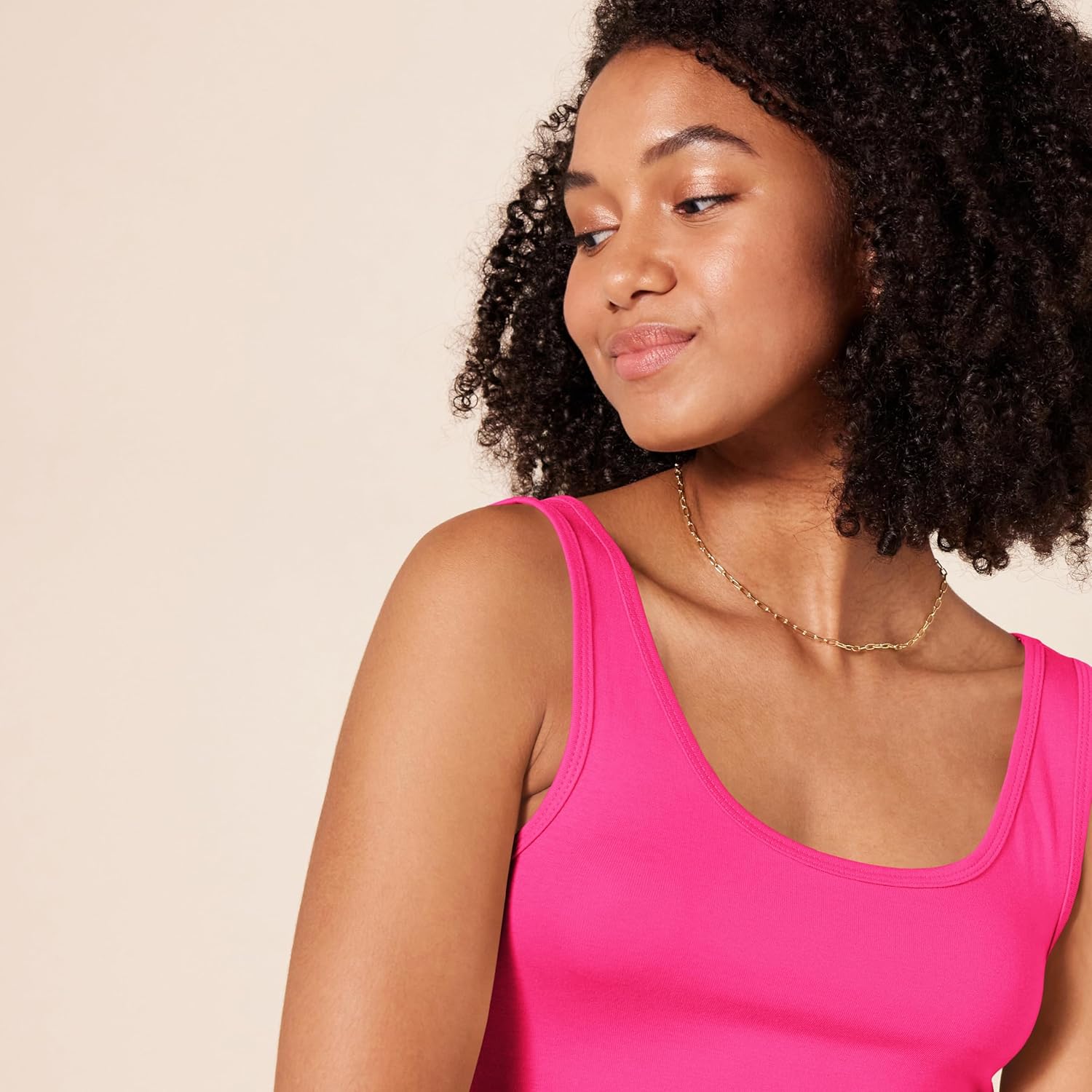 Thumbnail 3 de Amazon Essentials Women's Slim-Fit Vest, Pack of 2