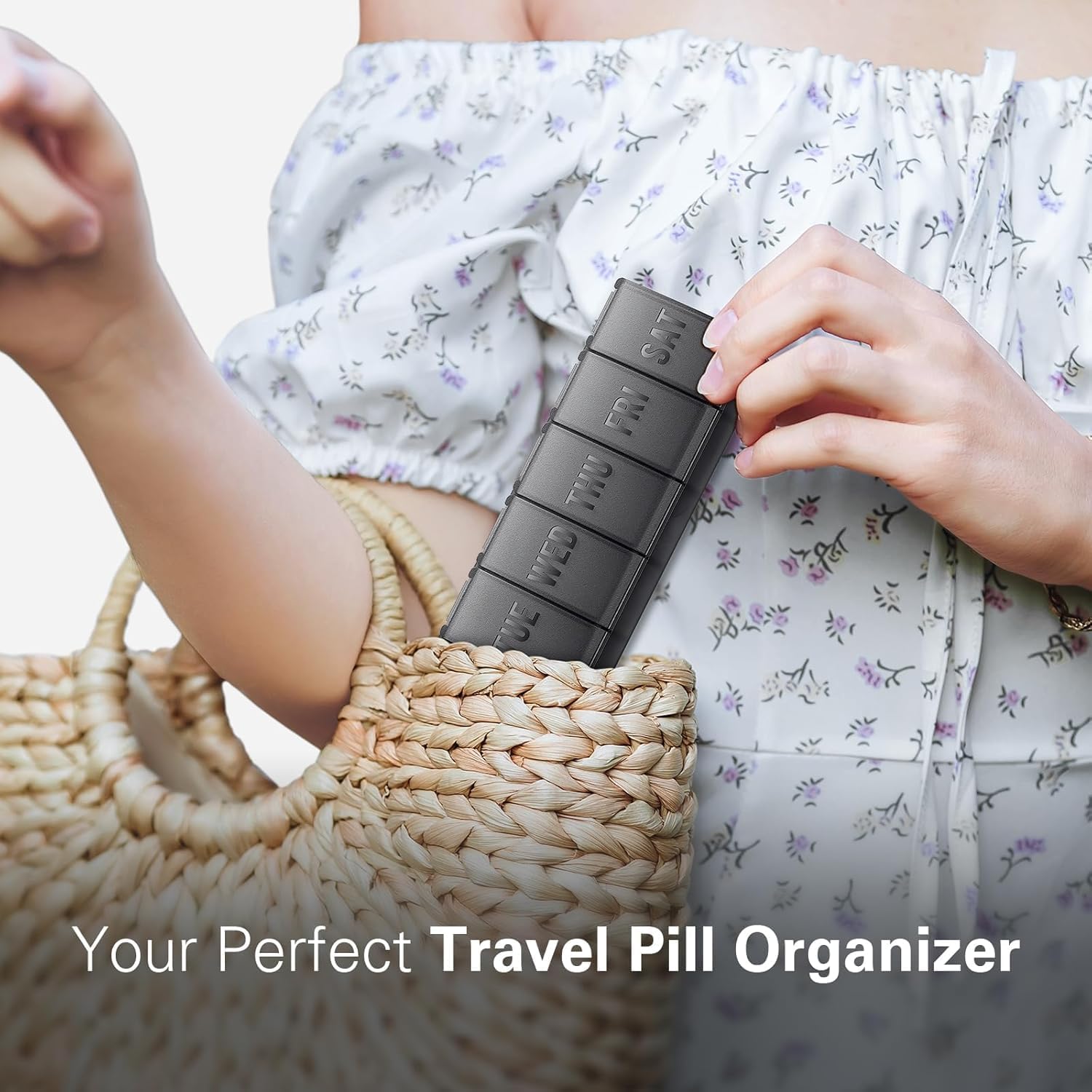 Thumbnail 3 de INZOO Z-003 Large Weekly Pill Organizer 2-Pack, Easy-Open, Black and White