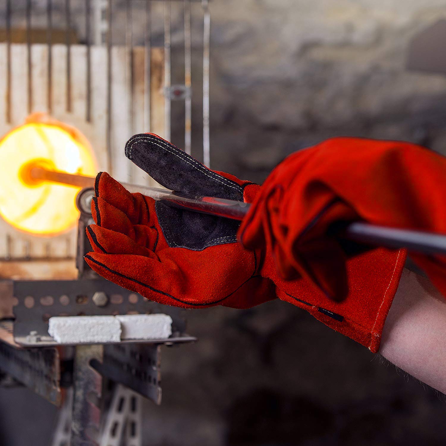 Thumbnail 4 de OLSON DEEPAK Leather Heat‑Resistant Welding Gloves, 14"
