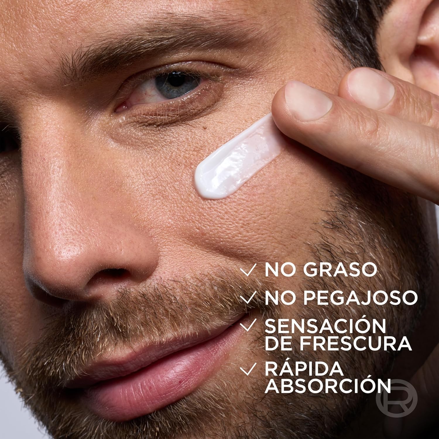 Detalle 2 de L'Oréal Paris Men Expert Power Age: Pack Rutina Anti-Edad con Sérum de Ácido Hialurónico y Crema