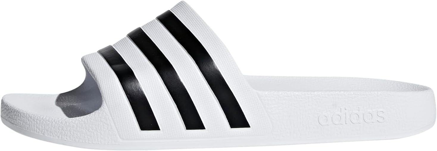 Detalle de adidas Unisex Adilette Aqua Slides: Cloud White / Core Black / Cloud White, UK 5 / EU 38