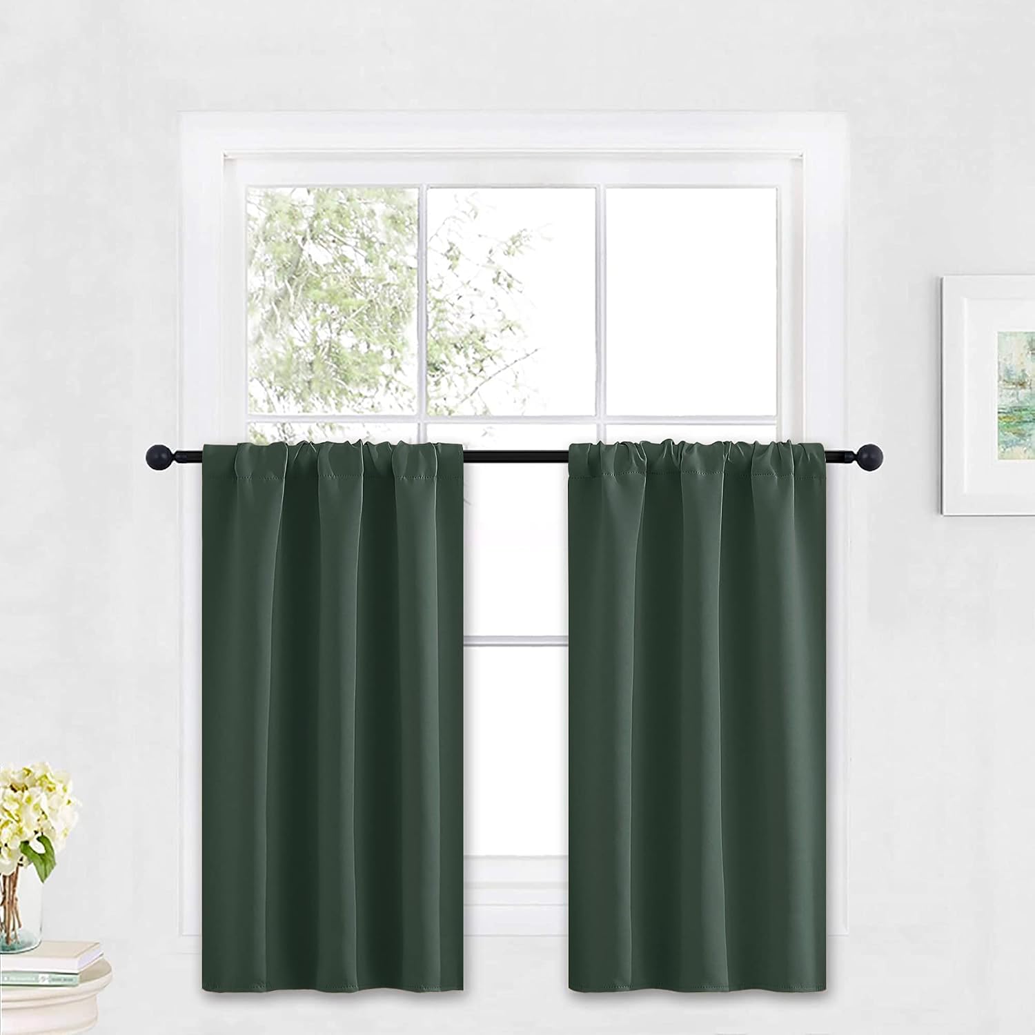 Detalle de RYB HOME Kitchen Blackout Curtains Over Sink (2 Panels, 29 x 36) in Dark Green