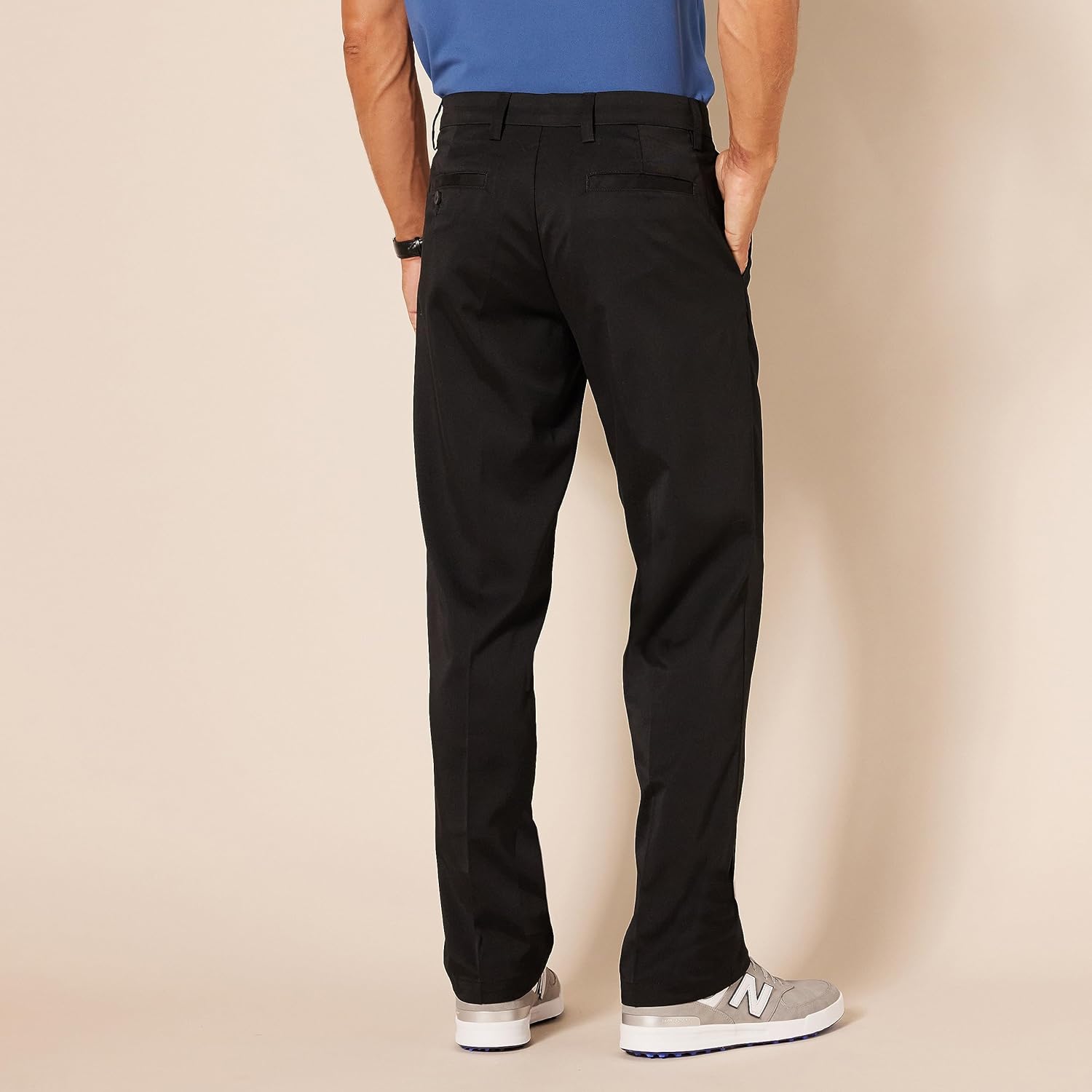 Thumbnail 2 de Amazon Essentials Men’s Classic-Fit Stretch Golf Trousers (Big & Tall), Black 33W / 30L