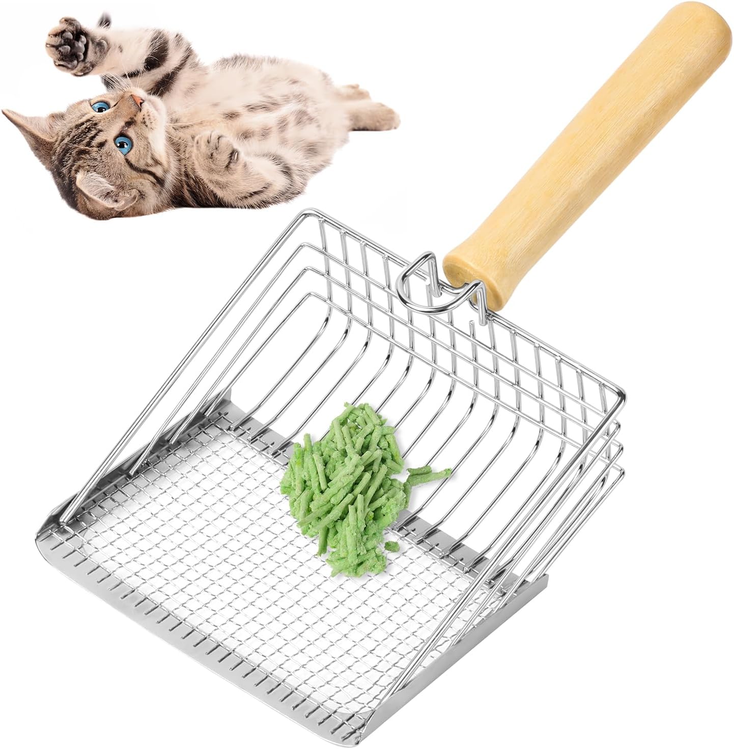 Detalle de Aomig kattsandskopa i metall med dubbla hålstorlekar och träskaft