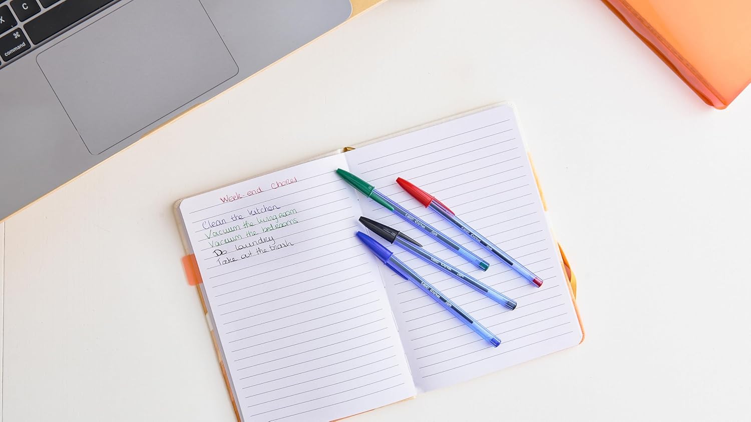 Thumbnail 2 de Penna a sfera BIC Cristal Soft Nere con punta media 1,2 mm – confezione da 50