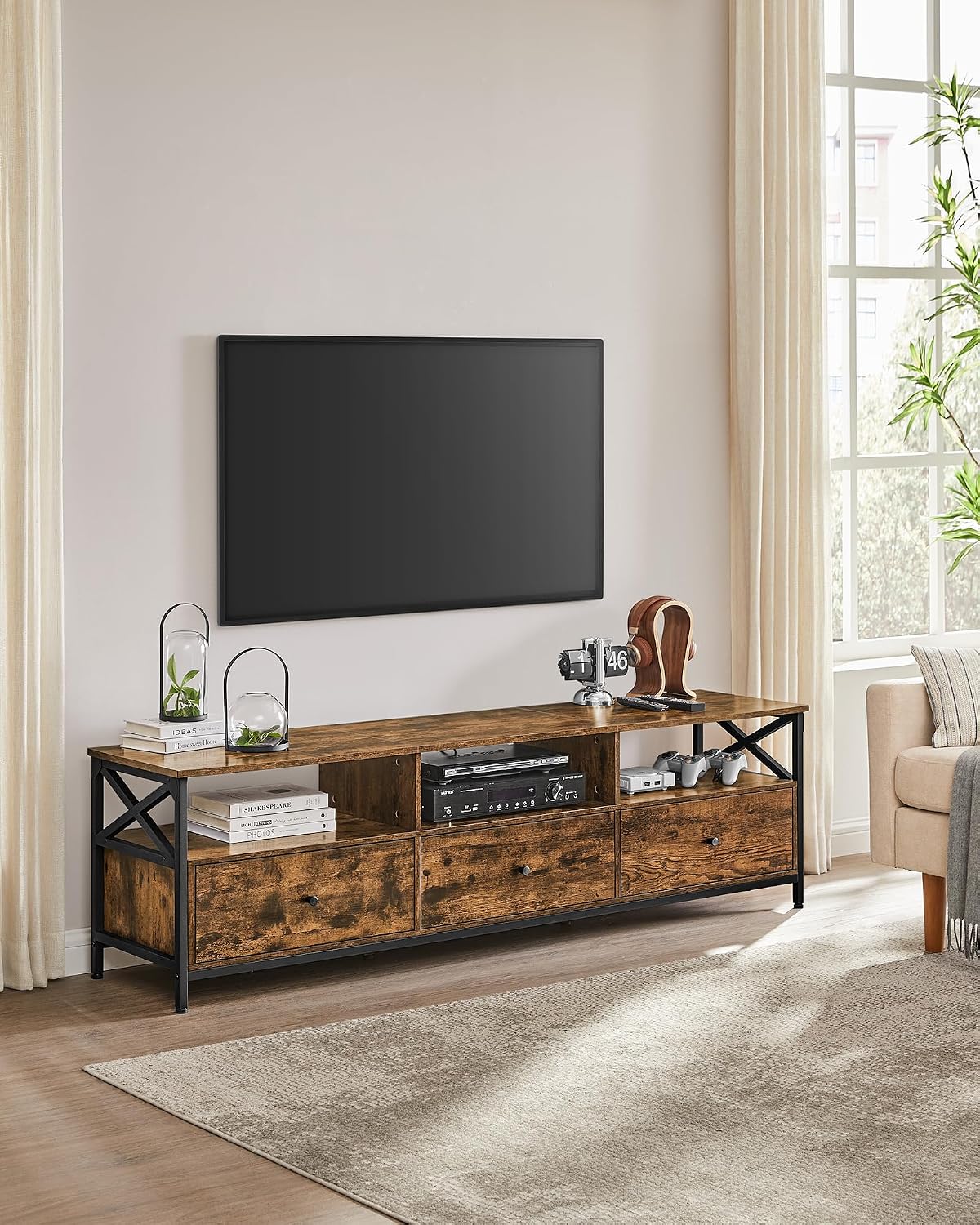 Detalle 2 de VASAGLE Daxton Collection LTV303KD01 TV Stand, 178 cm, 3 Drawers and 3 Shelves