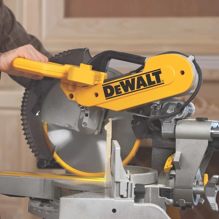 Thumbnail 6 de DeWalt DWS780-QS: Präzisions-Kappsäge für Laminat, Fußleisten und Fensterrahmen