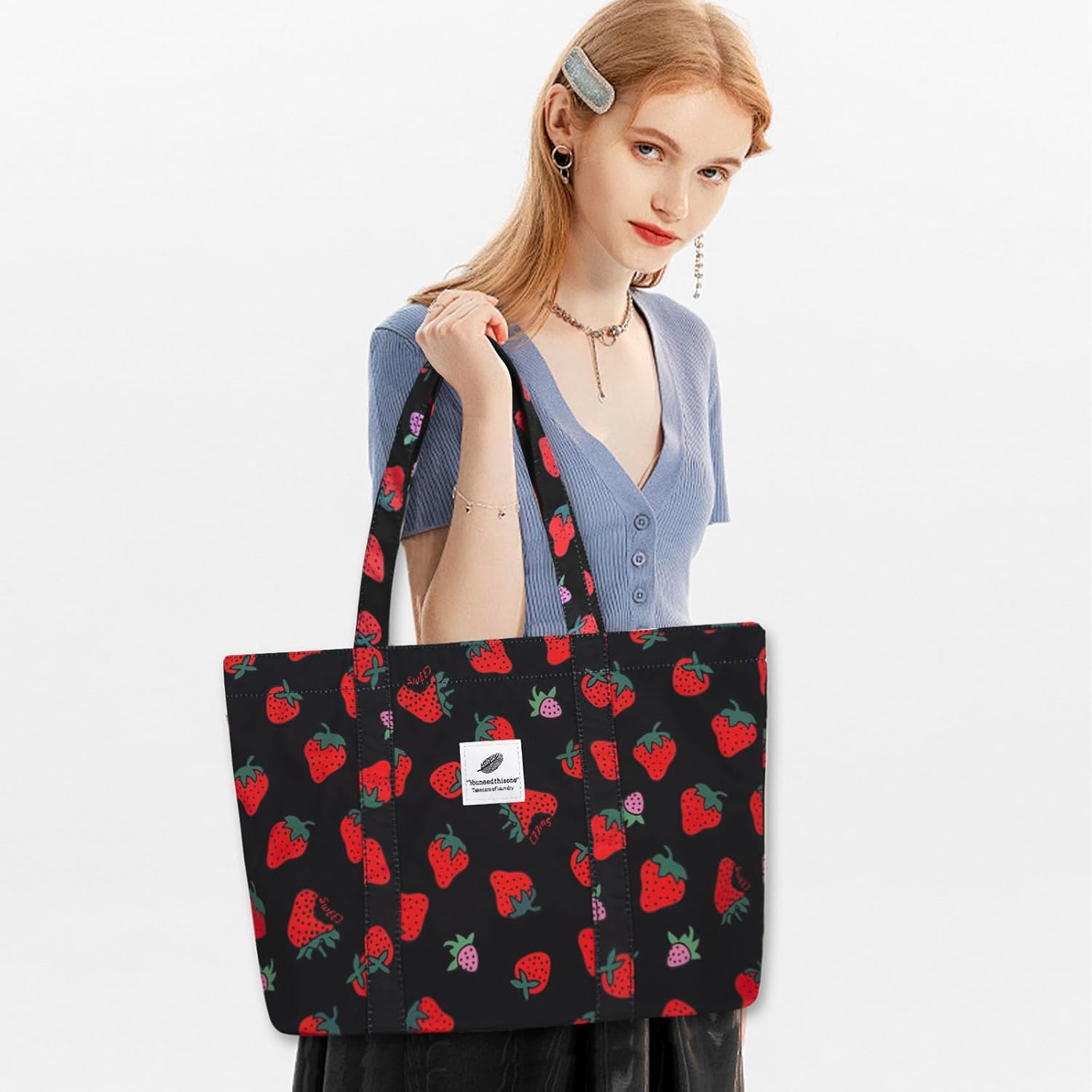 Detalle de YAMEIZE Strawberry Tote Bag for Women & Girls – Large Nylon Cherry & Strawberry Shoulder Tote with Inner Pocket