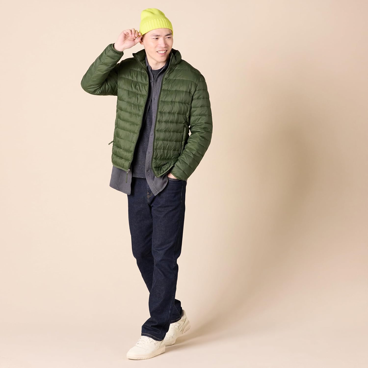 Thumbnail 4 de Amazon Essentials men’s regular-fit long-sleeve flannel shirt with two chest pockets