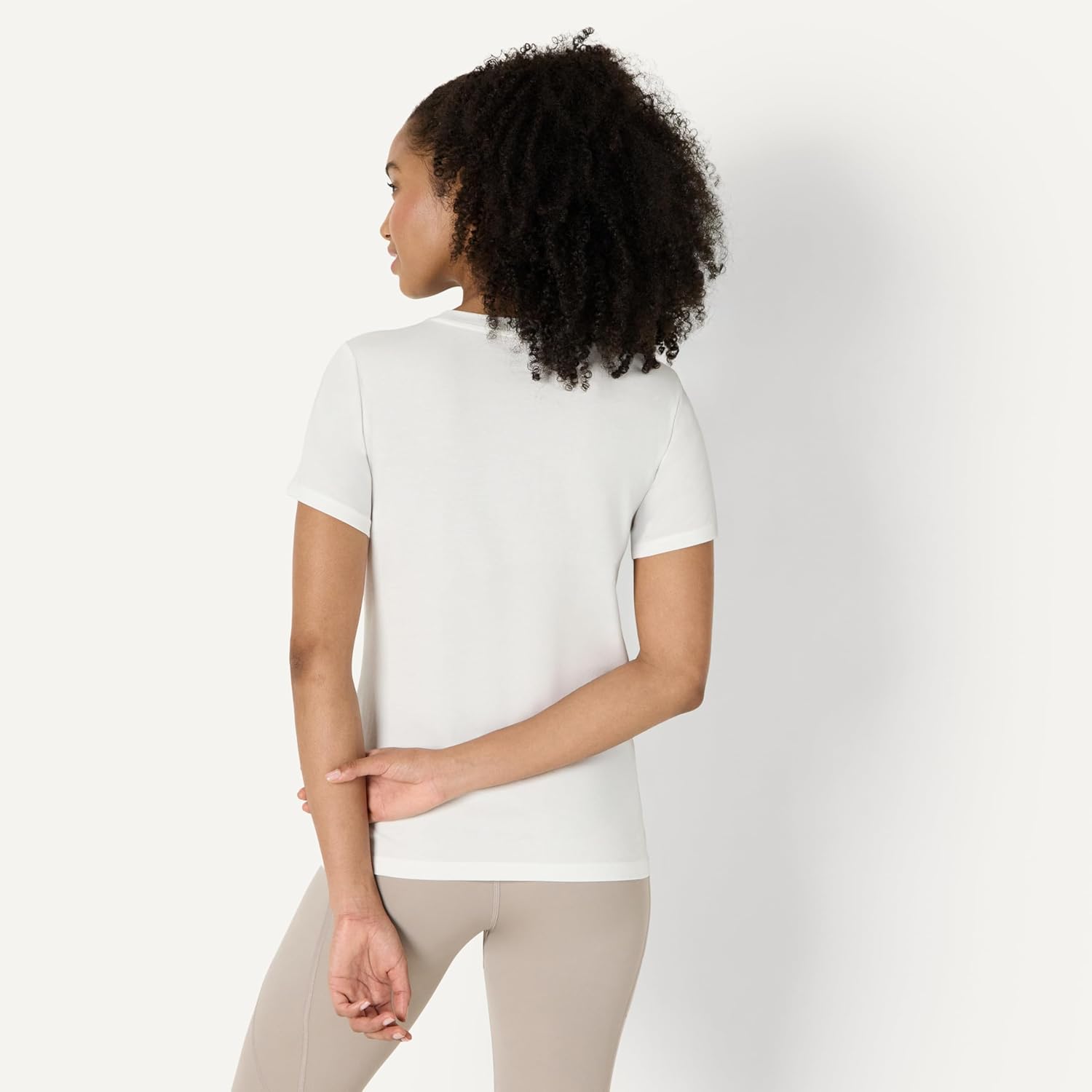 Thumbnail 1 de Amazon Essentials Women’s Active Soft Cotton Regular Fit Crewneck Short Sleeve T-Shirt