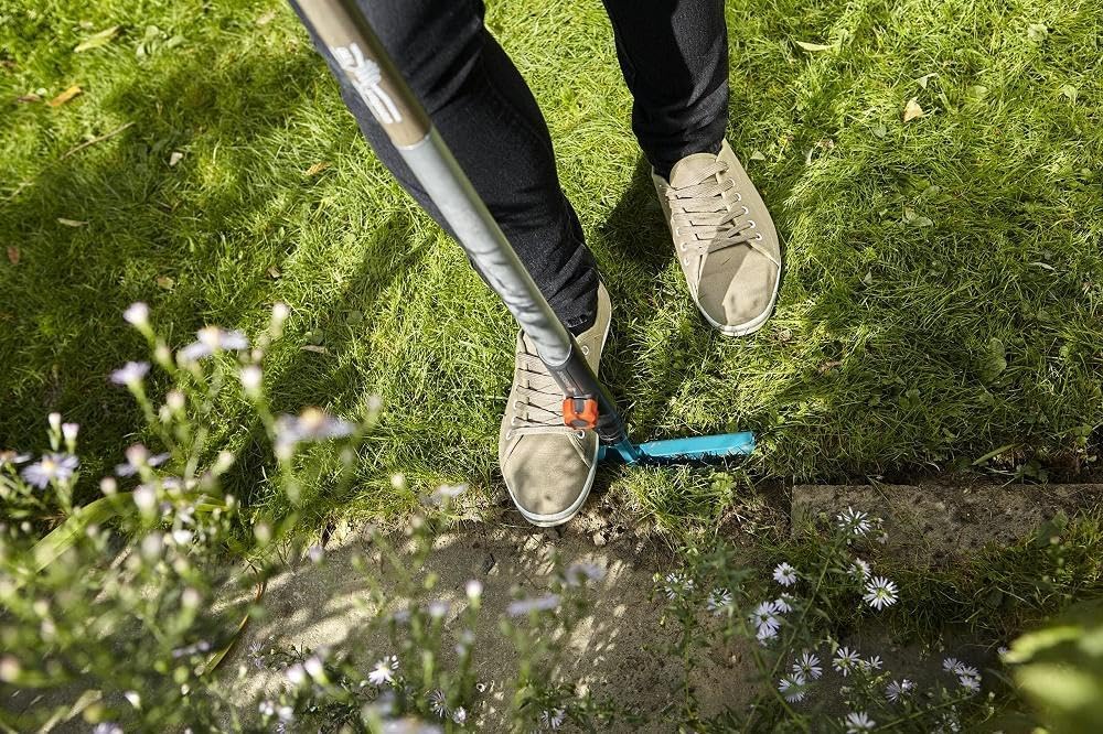 Thumbnail 1 de Gardena combisystem Unkrauthacke 16 cm (3113-20) – Unkraut entfernen im Beet, passend zu allen cs-Stielen