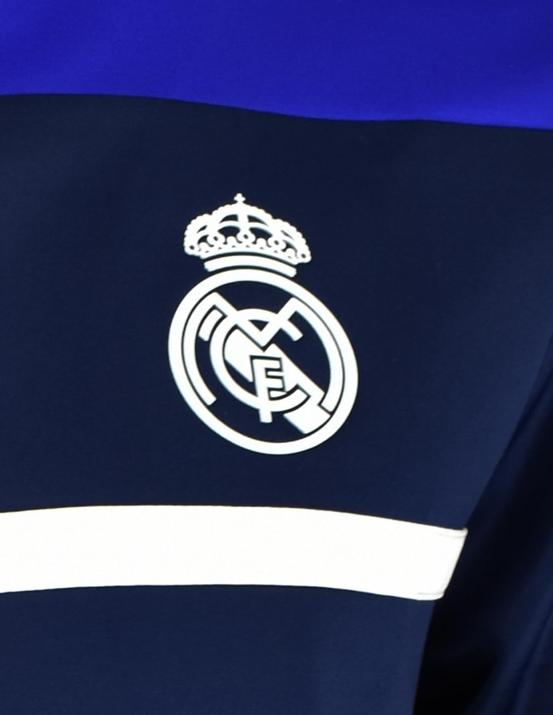 Detalle 2 de Real Madrid Jacket Plus Nº 24 RM2CHPA24P – kurtka dziecięca uniseks