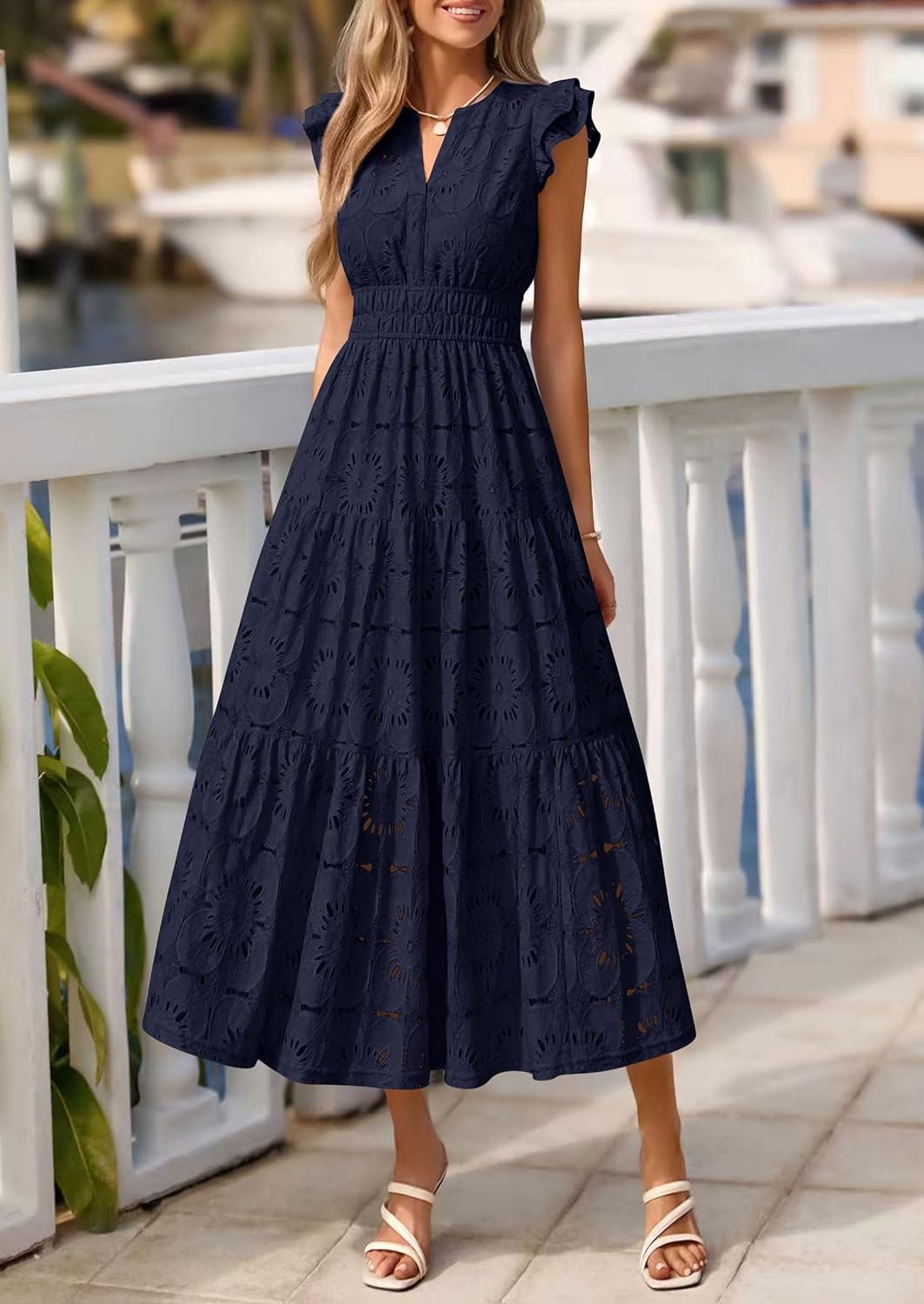 Detalle de PRETTYGARDEN Womens Boho Maxi Dress – Floral Lace Eyelet V-Neck, 2026 Summer