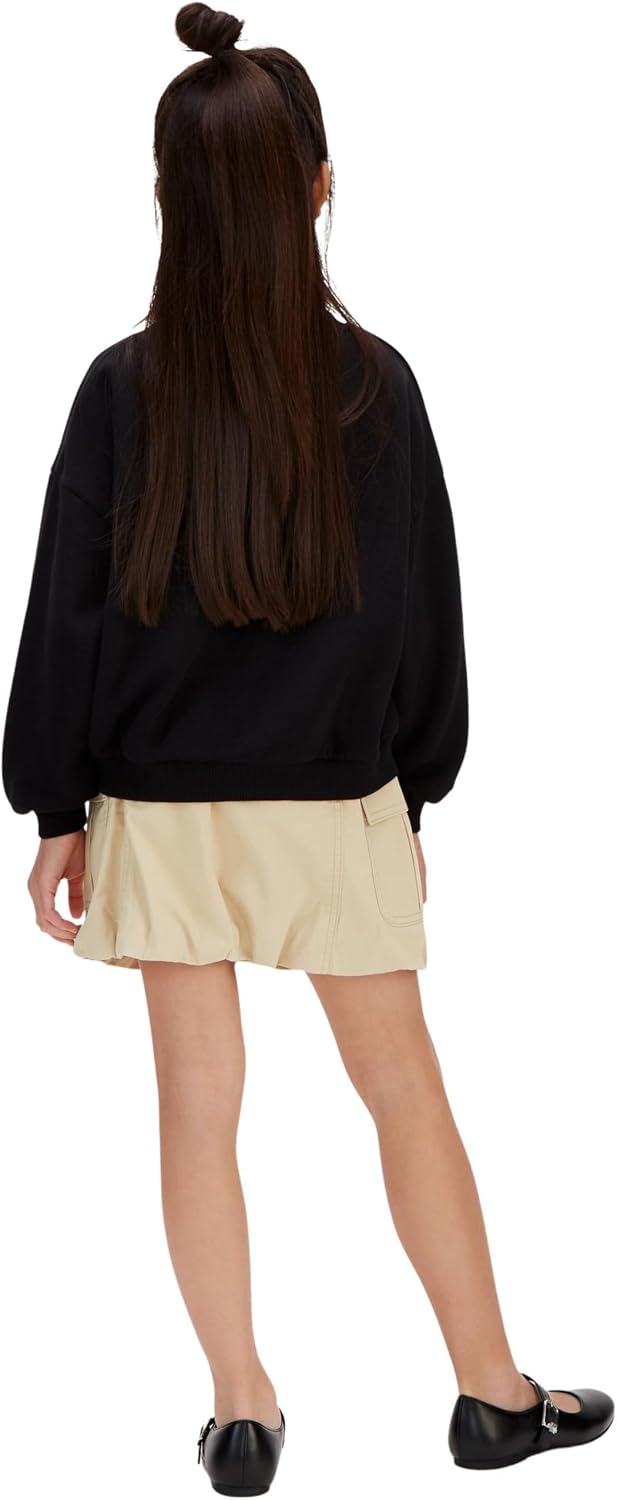 Detalle de Calvin Klein CK Crewneck Sweatshirt Lvcksjb25g: felpa per ragazzi versatile e confortevole