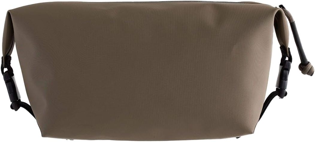 Detalle de Magpul DAKA Takeout – torba 3,5 l z zamkiem YKK Aqua-Guard, ciemnoziemista