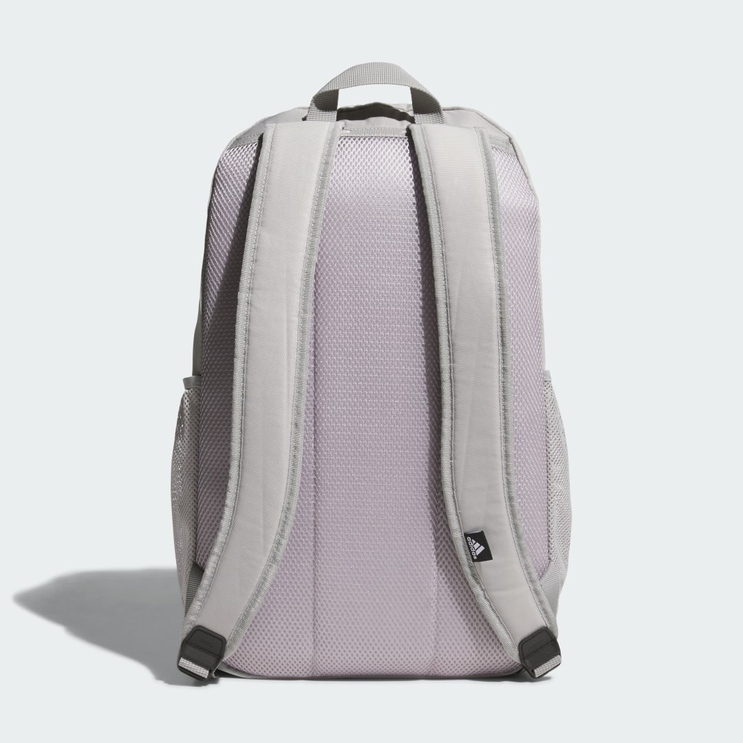 Detalle 2 de Classic Backpack de Adidas en gris: comodidad y estilo para tu día a día