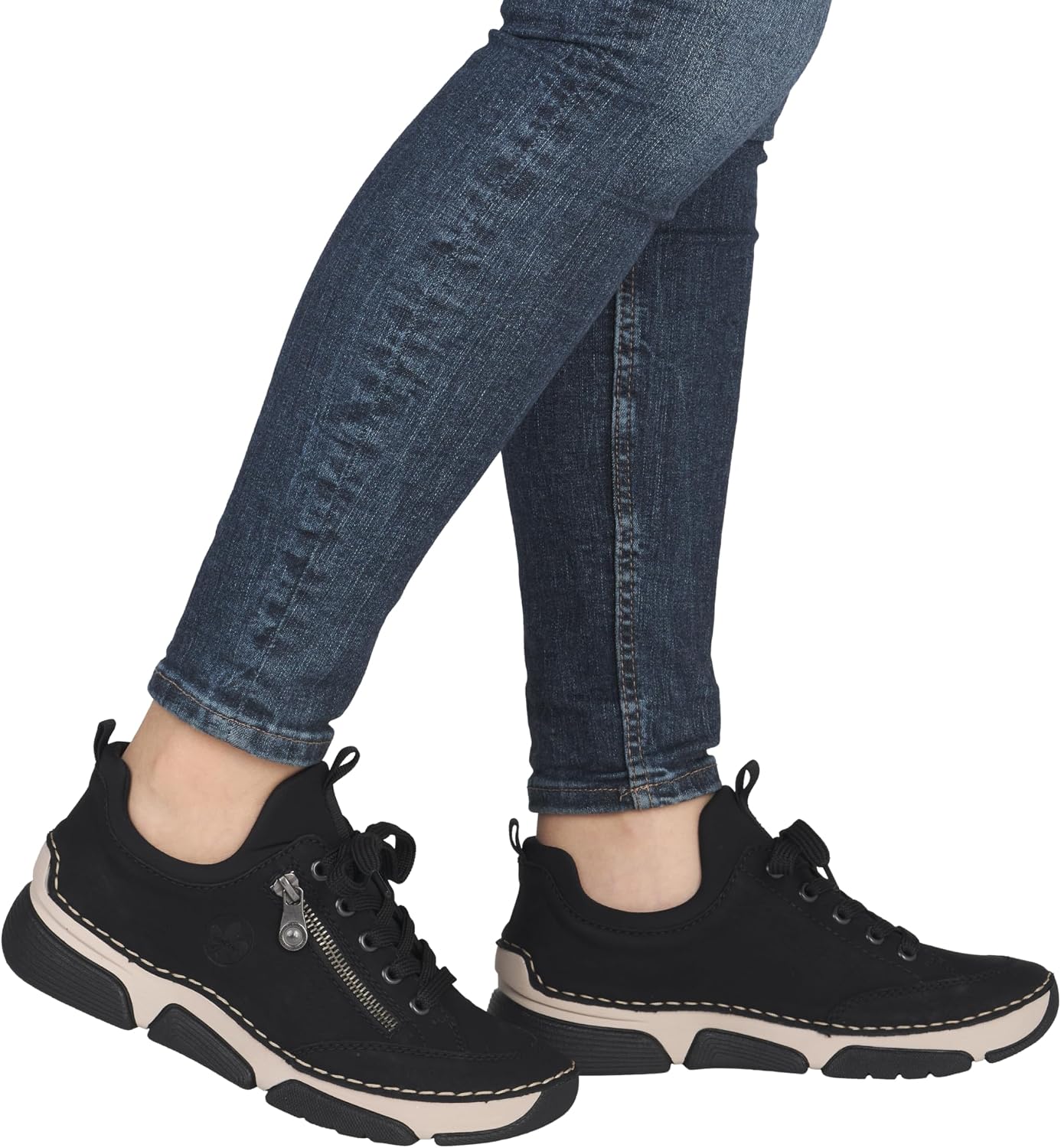 Detalle de Rieker Damen Low-Top Sneaker 45973 – Halbschuhe aus elastischem Scuba-Material
