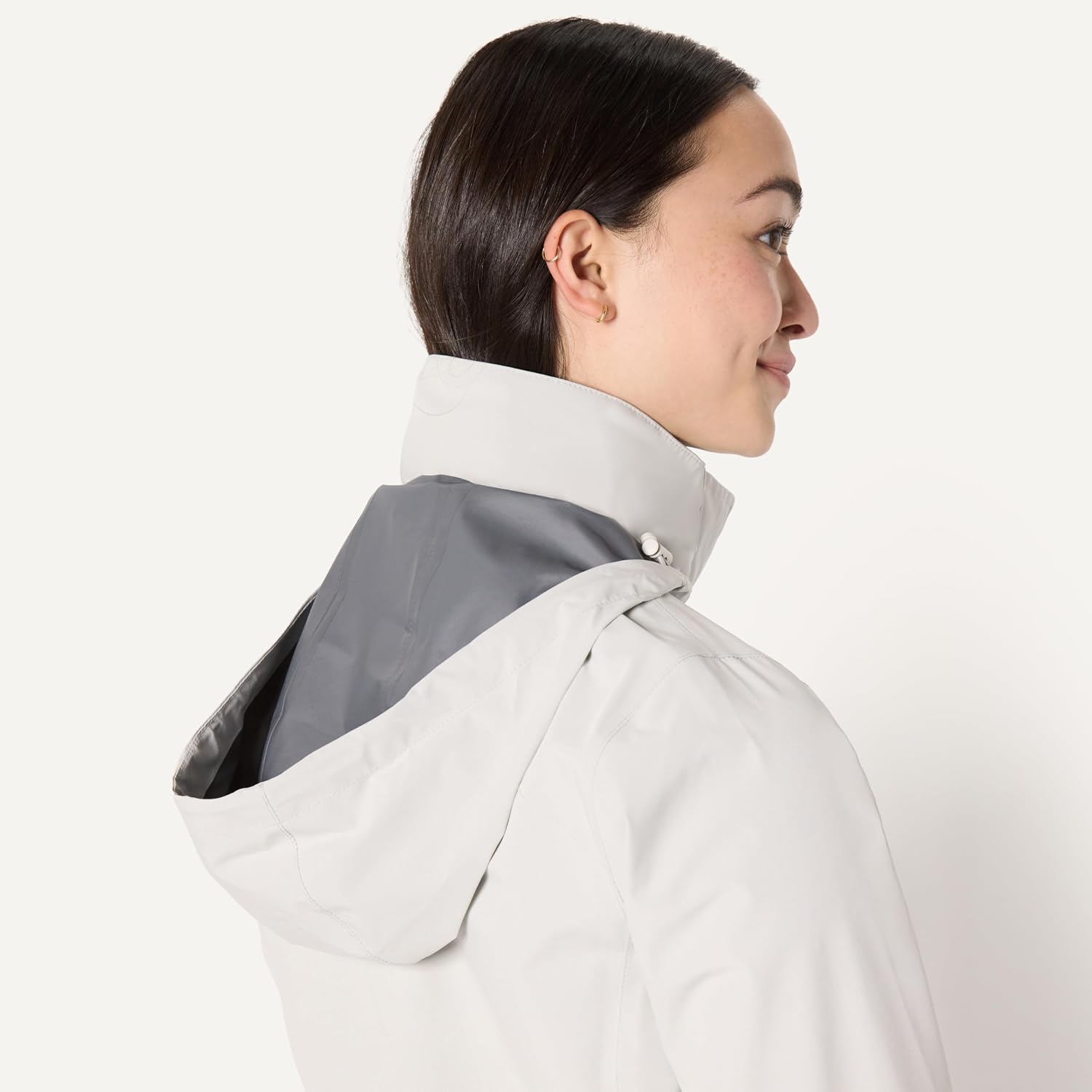 Detalle 2 de Amazon Essentials Women's Packable Lightweight Waterproof Rain Jacket