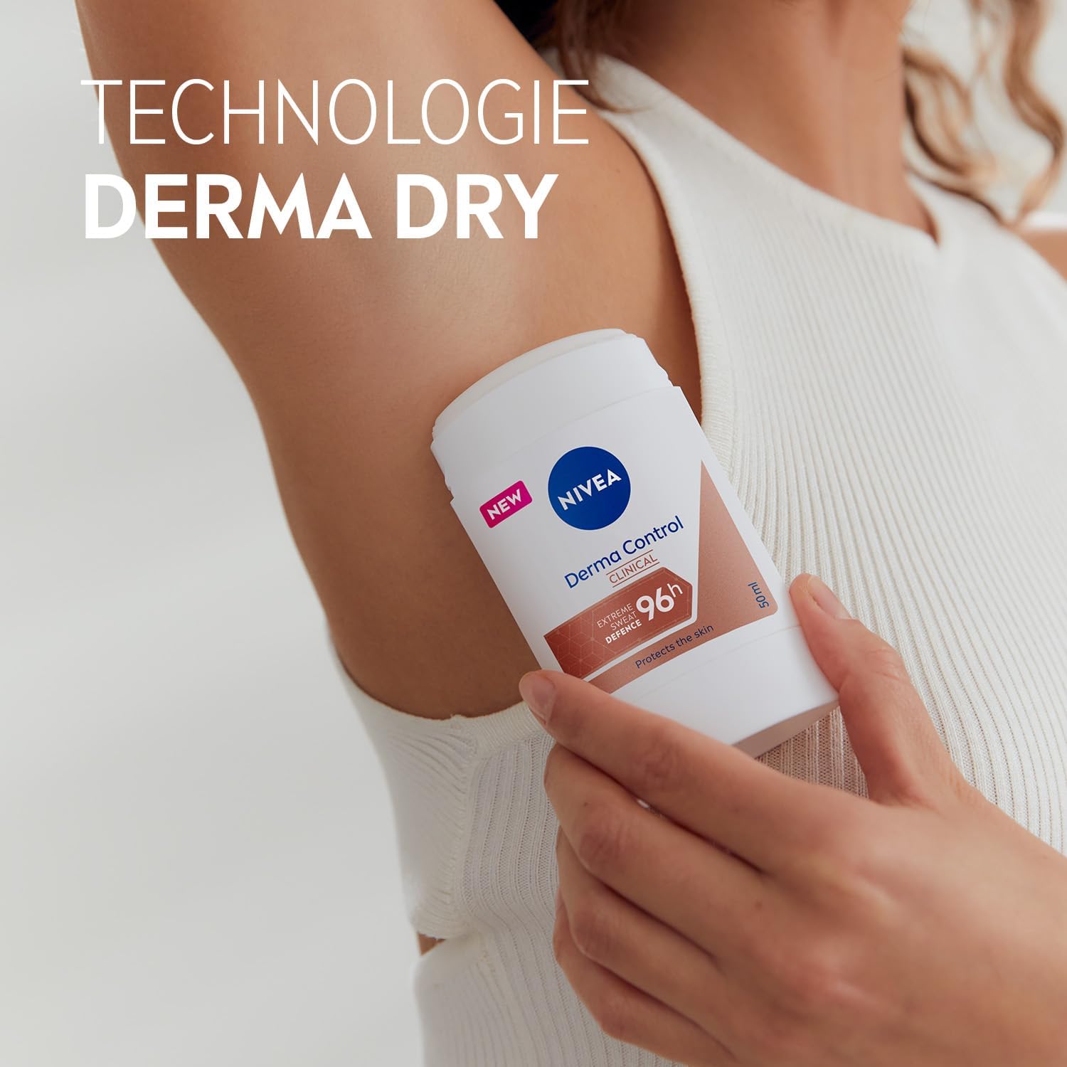 Detalle de NIVEA Stick Féminin Derma Dry Control anti-transpirant 96h – Protection maximale (50 ml)