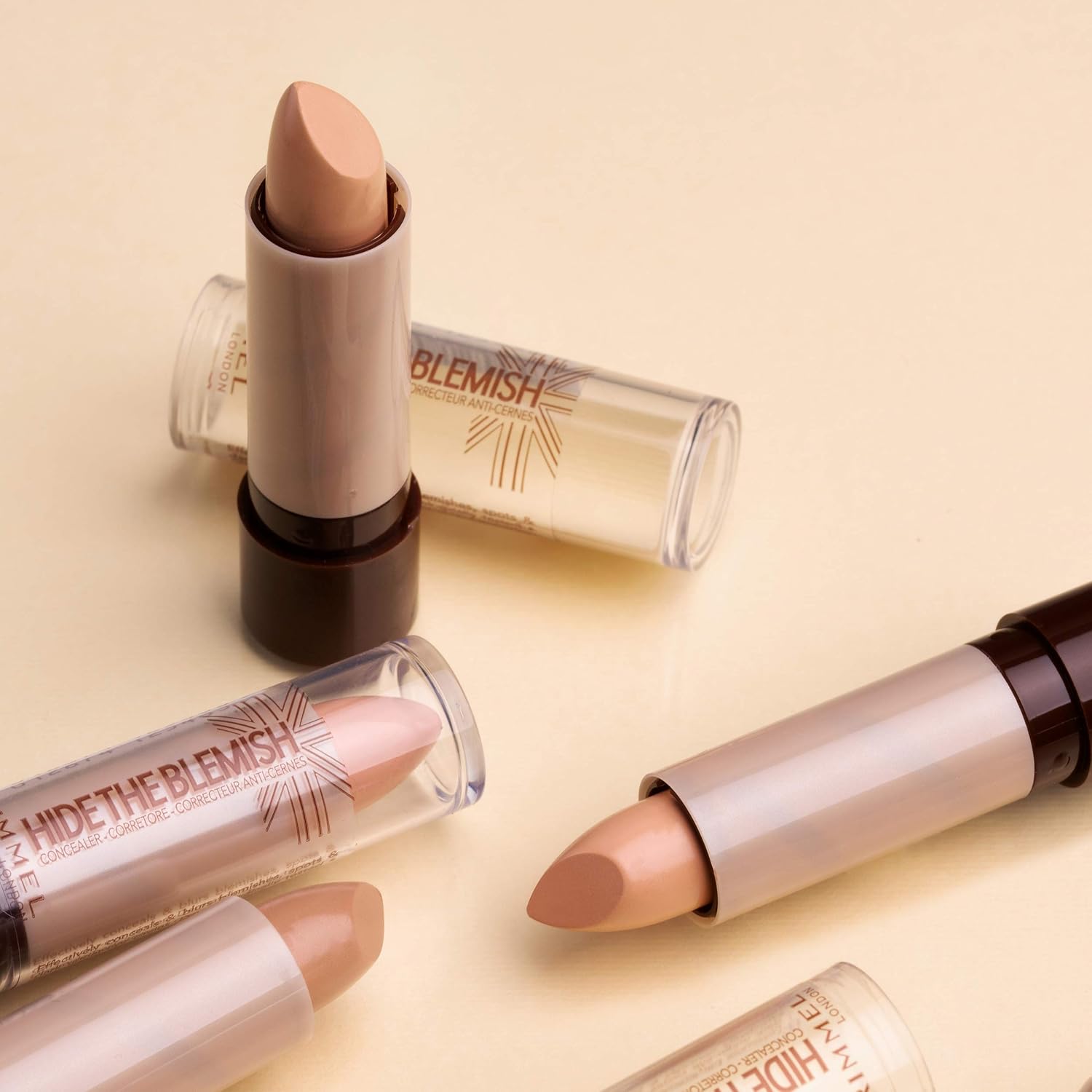 Detalle de Rimmel London Hide the Blemish concealerpenna, Sand, 4,5 g, oljefri