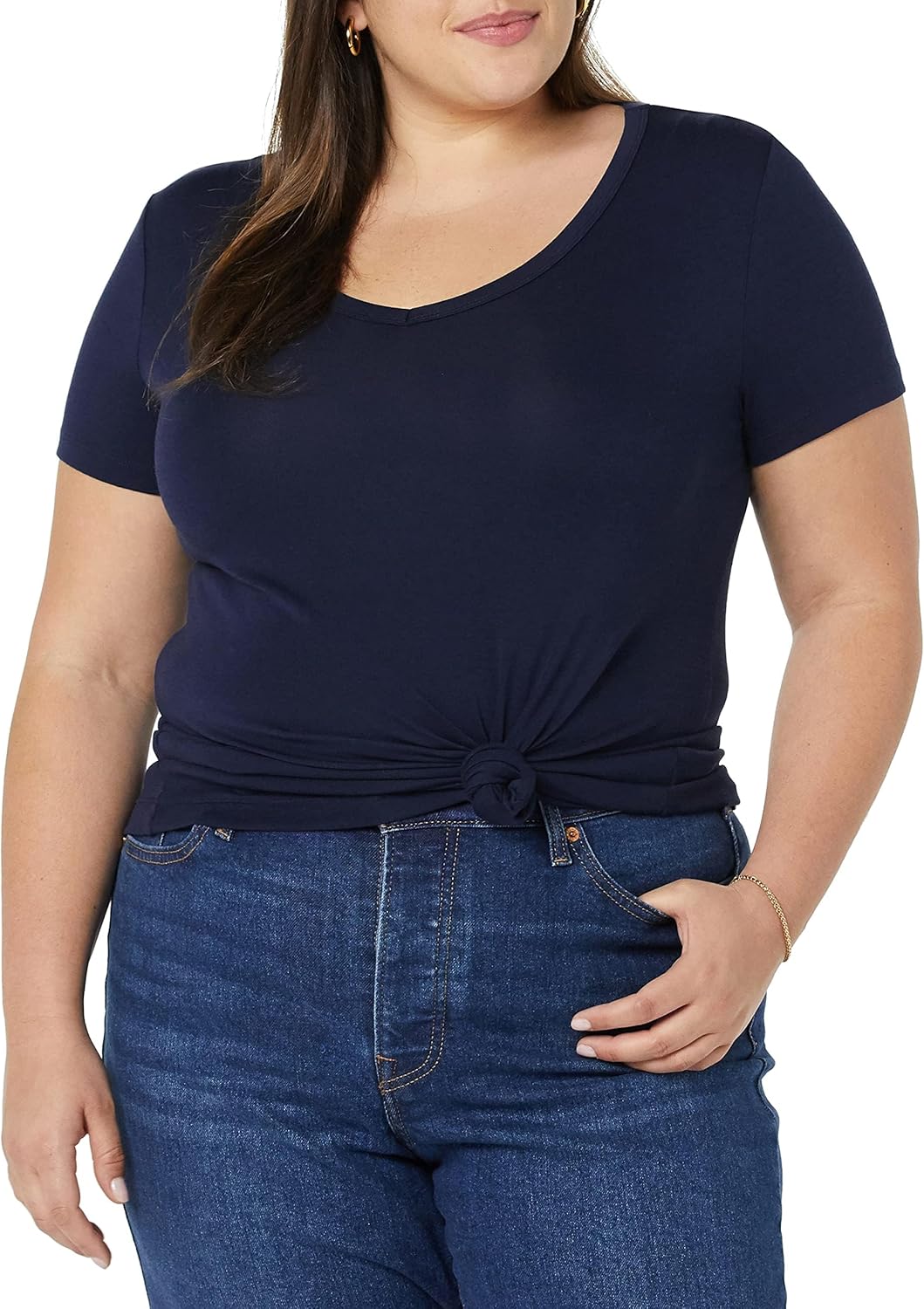 Thumbnail 5 de Amazon Essentials Damen Basic V-Ausschnitt T-Shirt mit kurzen Ärmeln – Slim Fit, Baumwoll-Modal