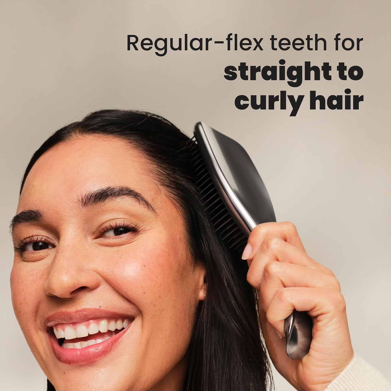 Detalle de Tangle Teezer Ultimate Detangler Haarbürste – Nasses & Trockenes Haar, Zweistufige Borsten, Mitternachtssilber Chrom-Finish